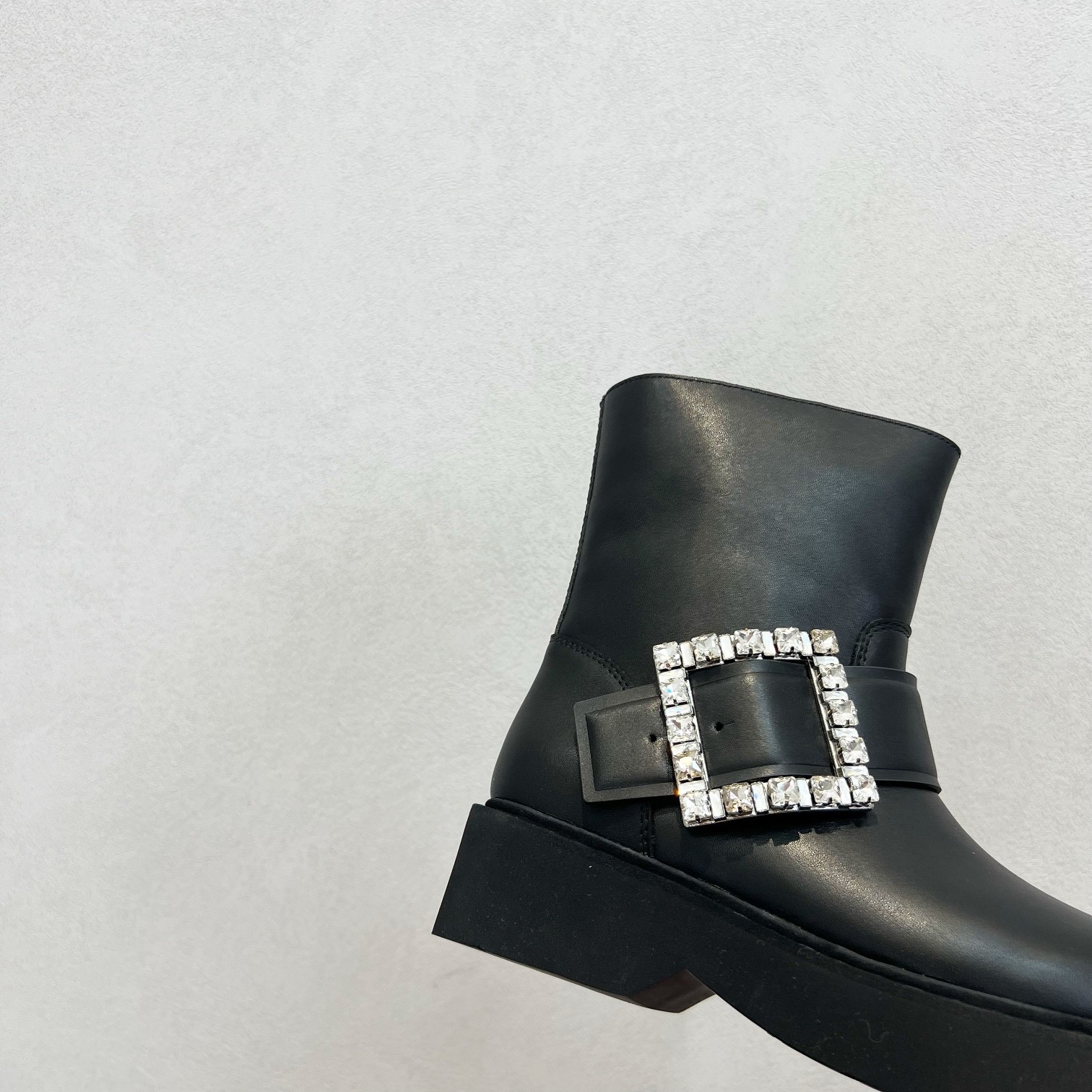 Roger Vivier 로저 비비에 Roger Vivier 로저 비비에 메탈 버클 플랫폼 앵클부츠 8