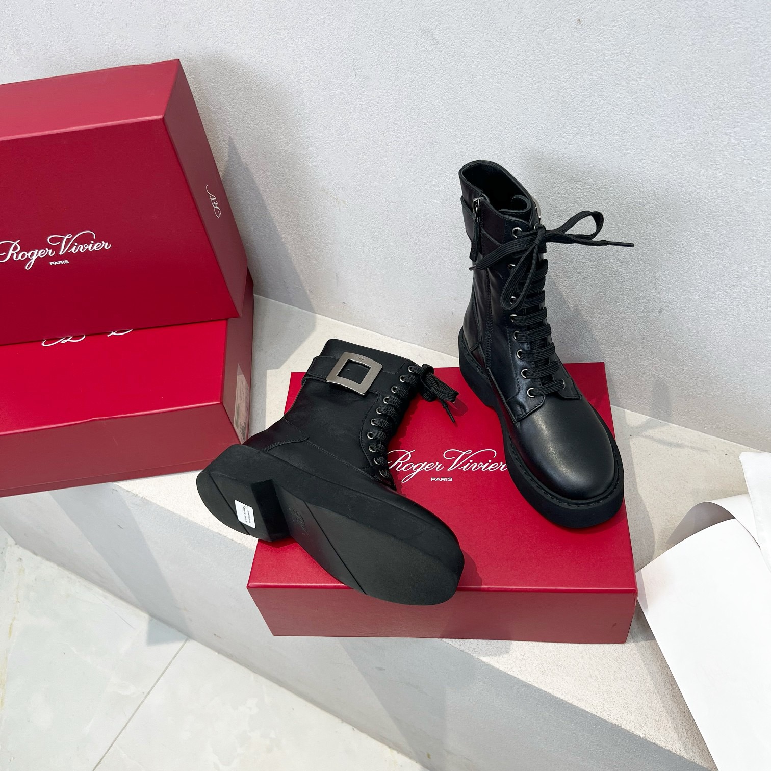 Roger Vivier 로저 비비에 비브 스트라스 버클 레이스업 앵클 부츠 6