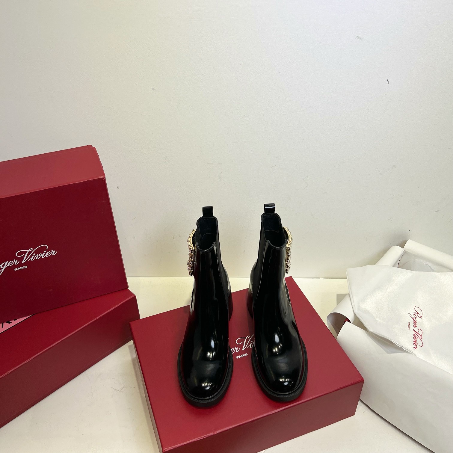 Roger Vivier 로저 비비에 Roger Vivier 로저 비비에 벨크리스탈 첼시 앵클부츠 8