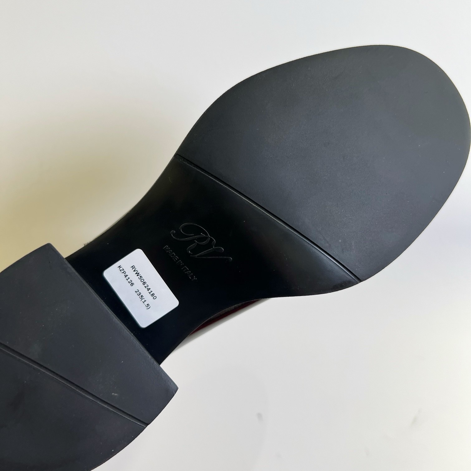 Roger Vivier 로저 비비에 Roger Vivier 로저 비비에 벨크리스탈 첼시 앵클부츠 15