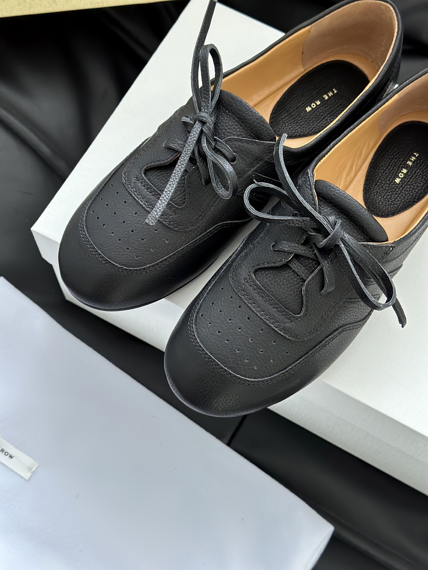 The Row 더로우 레더 레이스업 플랫 9