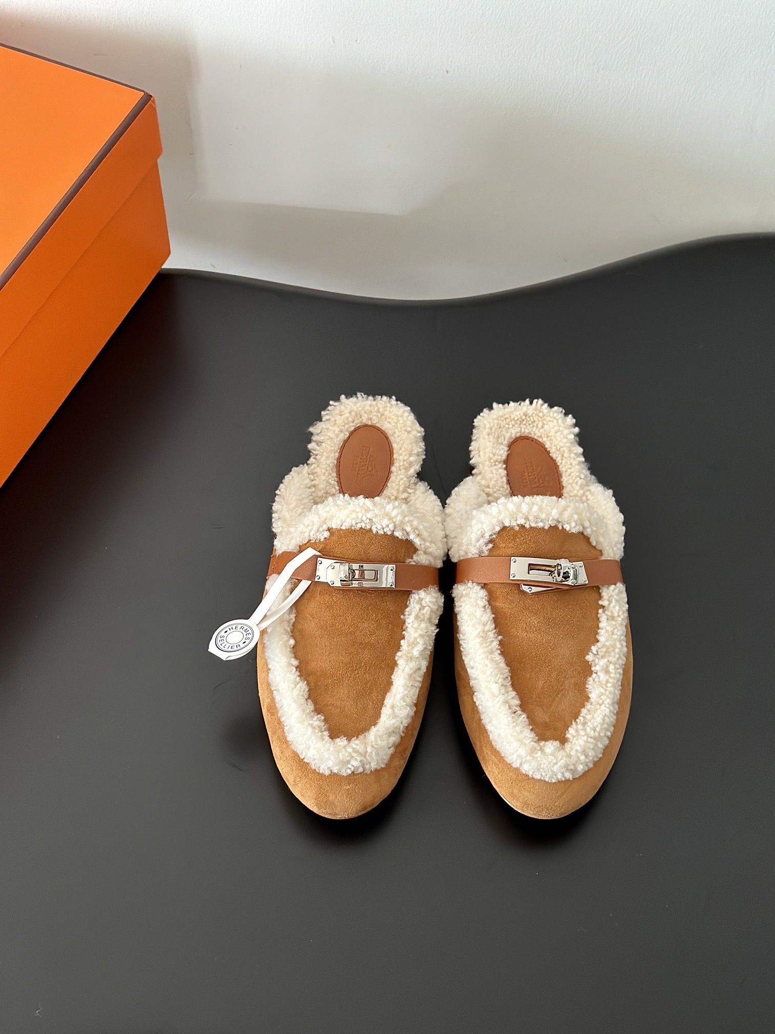 Hermes 에르메스 켈리 퍼 뮬 슬리퍼 4