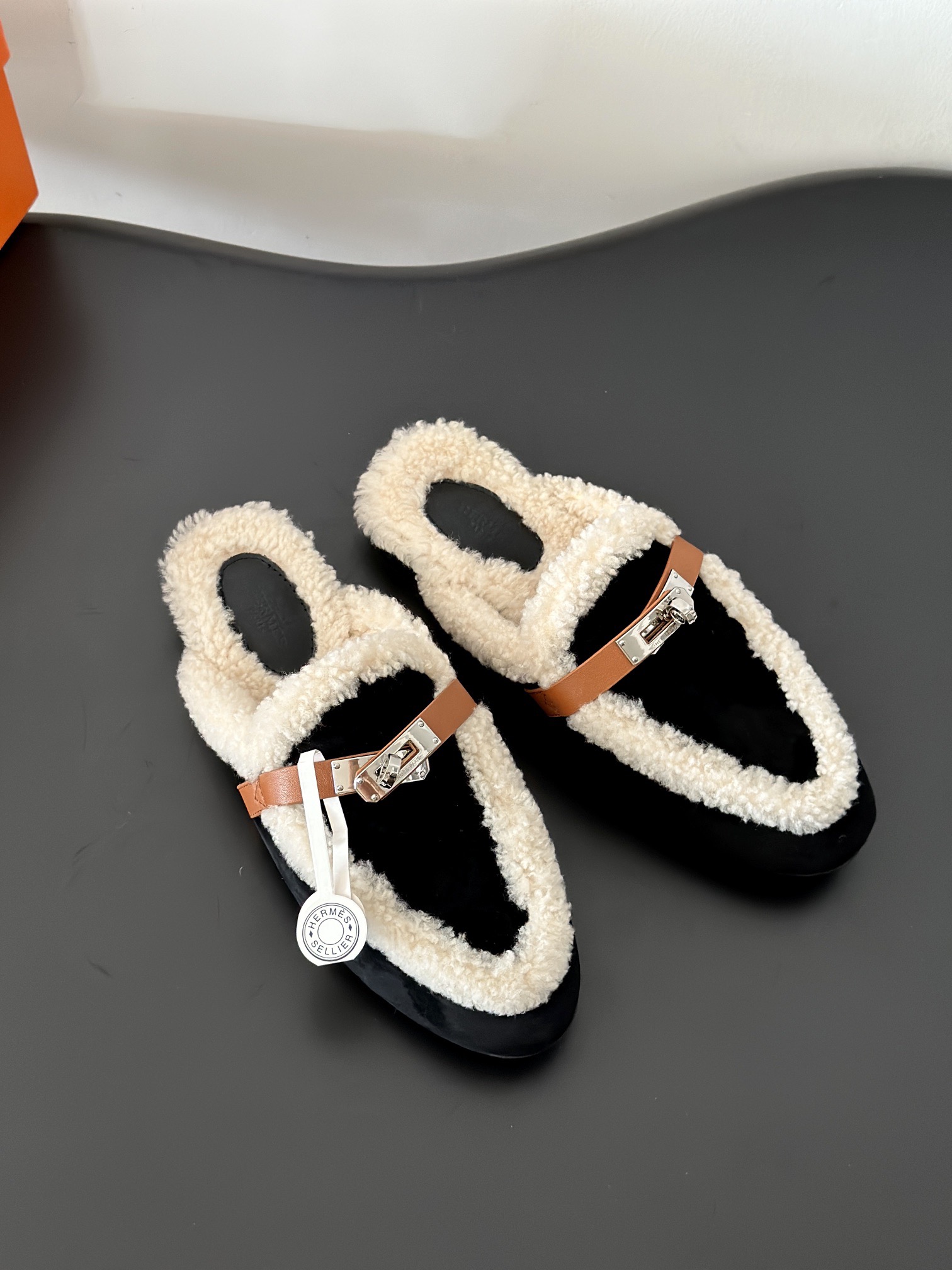 Hermes 에르메스 켈리 퍼 뮬 슬리퍼 6