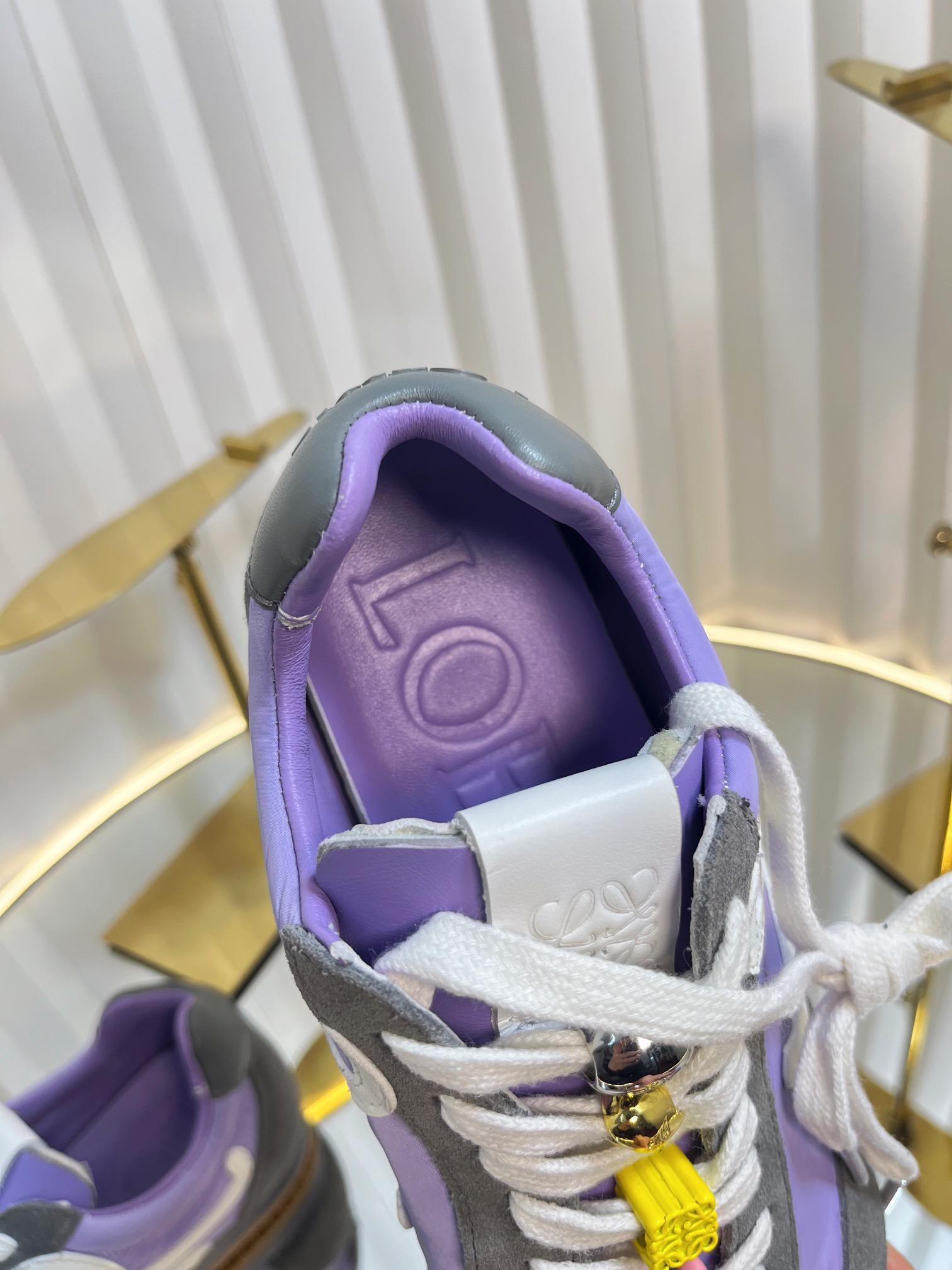 Loewe 로에베 발레트 러너 스니커즈 11