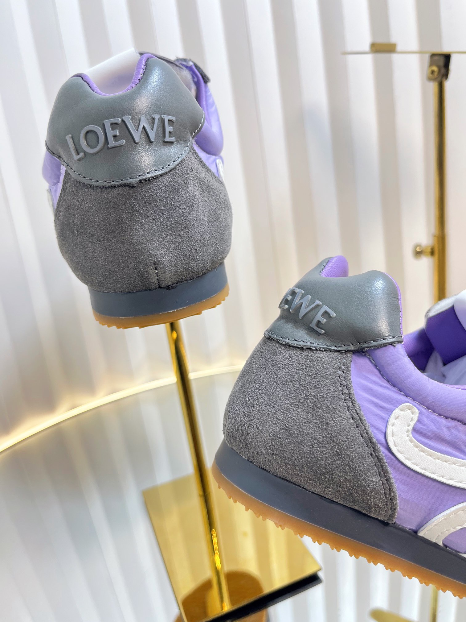 Loewe 로에베 발레트 러너 스니커즈 12