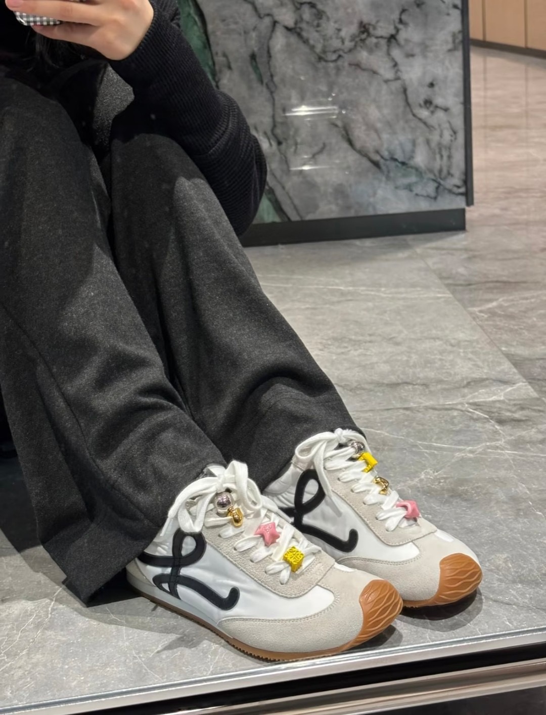 Loewe 로에베 발레 러너 스니커즈 2