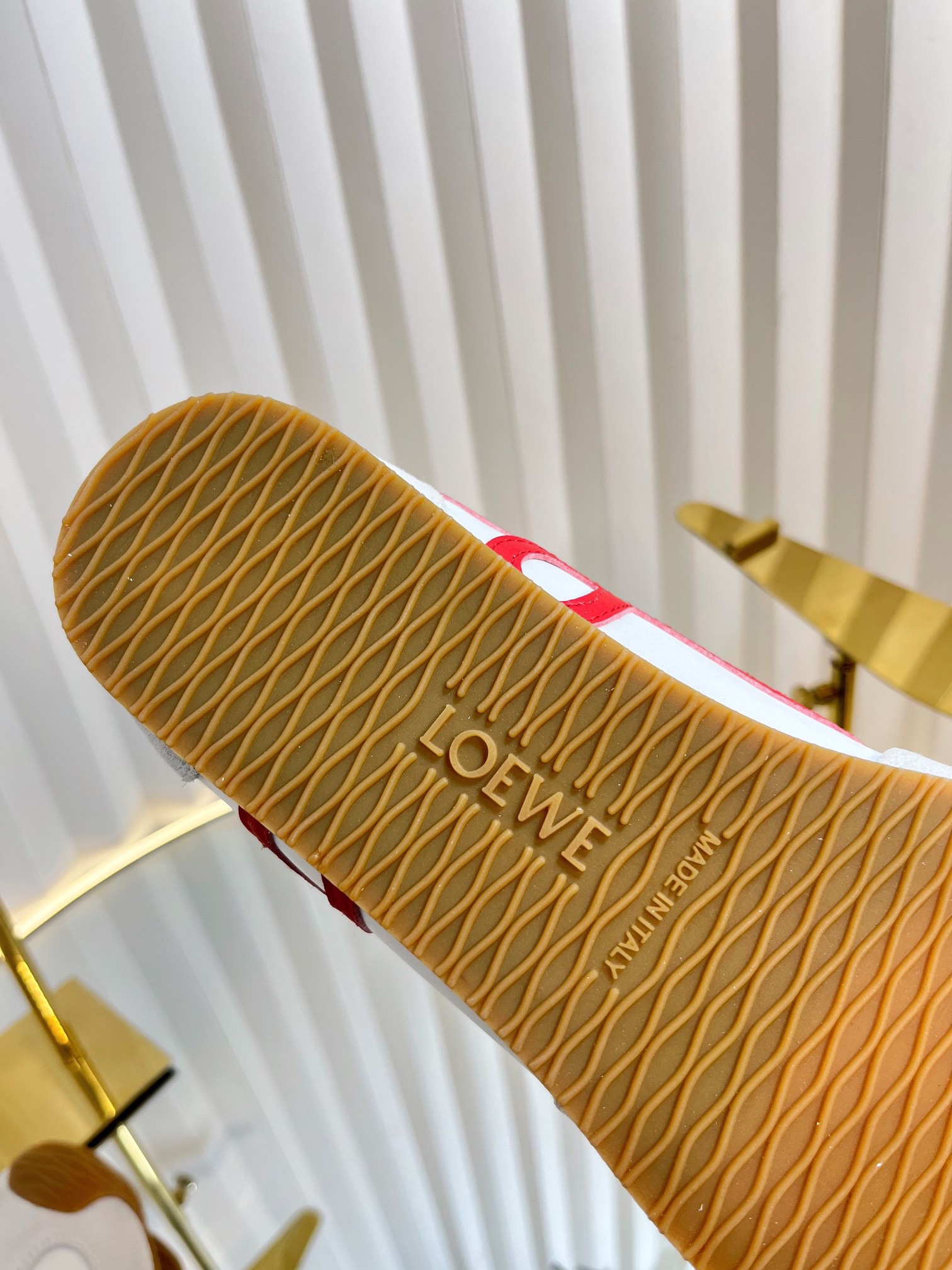 Loewe 로에베 발레 러너 스니커즈 11