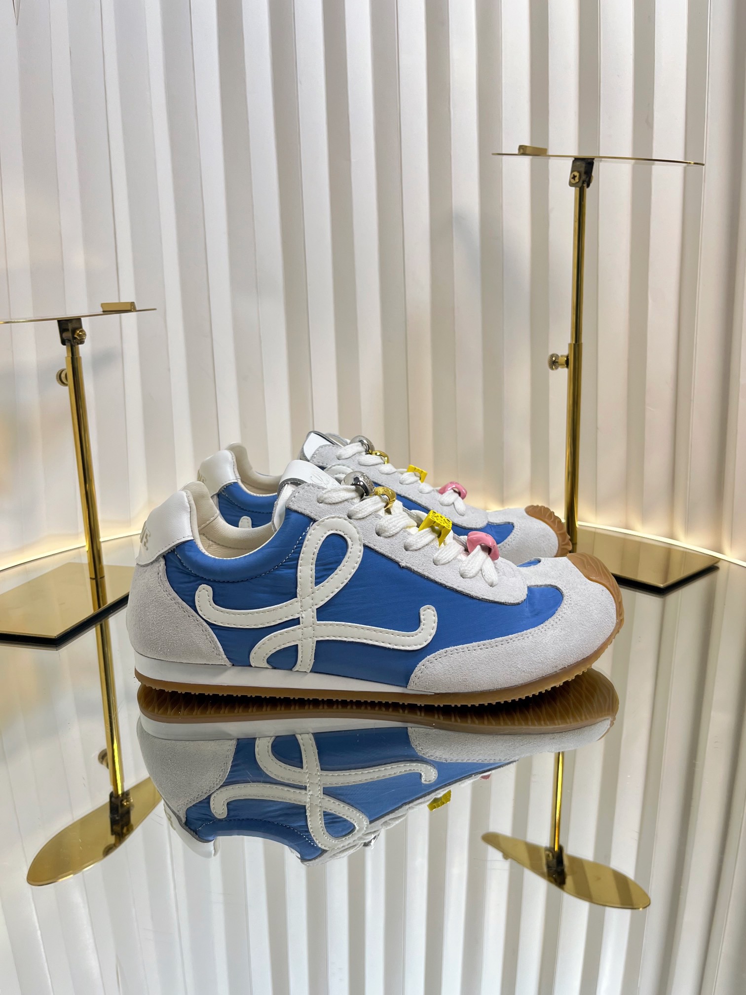 Loewe 로에베 발레 러너 스니커즈 4