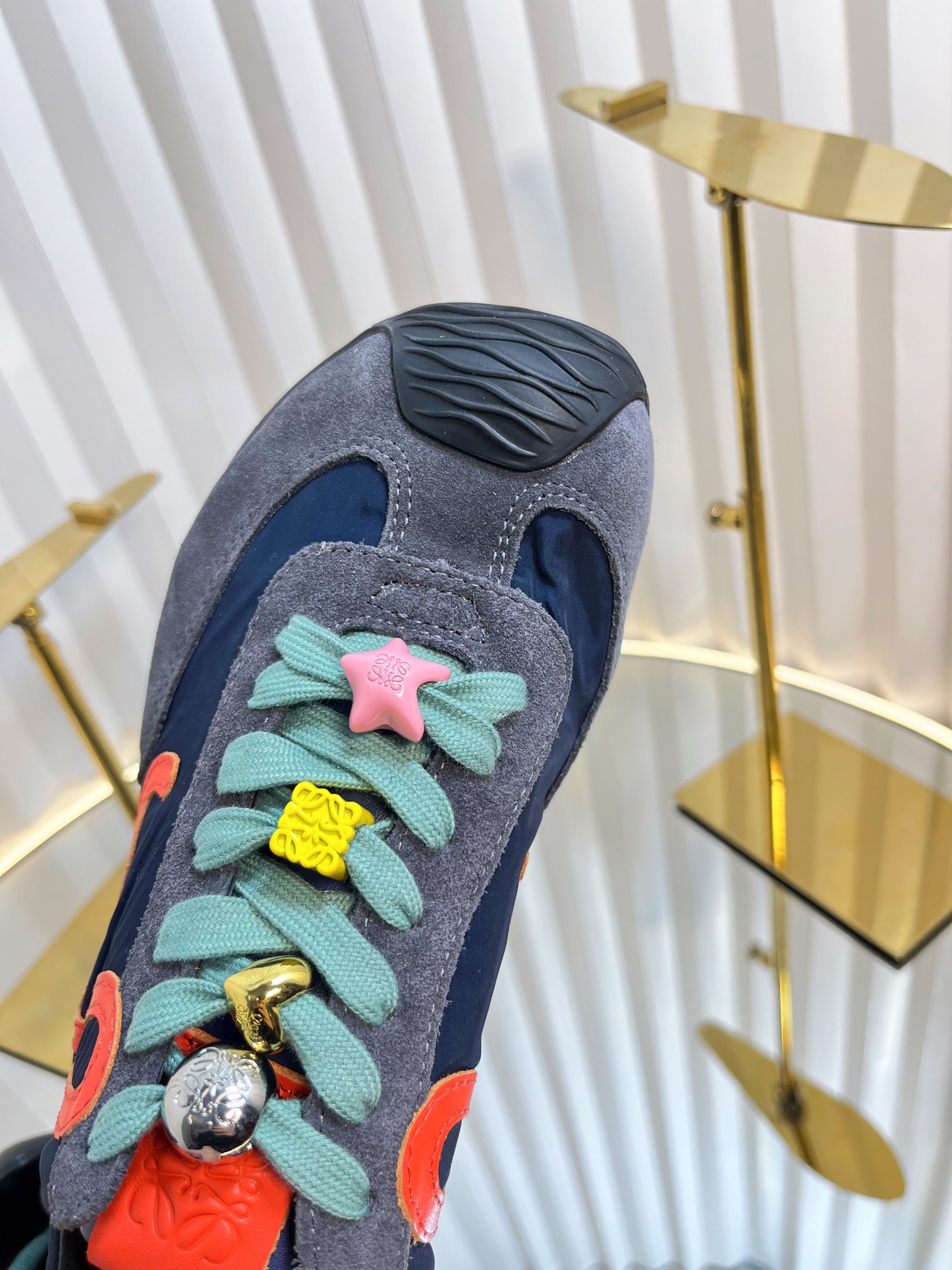 Loewe 로에베 발레트 러너 스니커즈 9