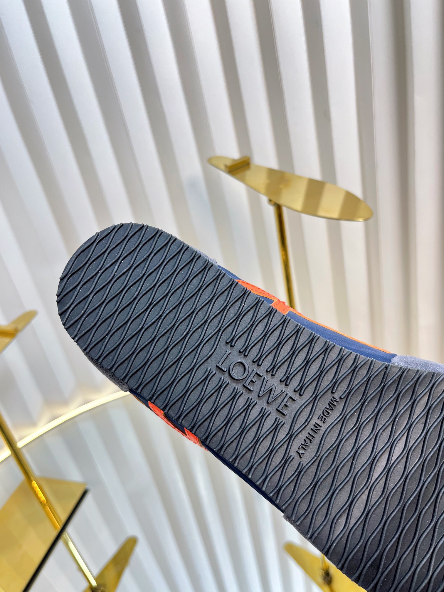 Loewe 로에베 발레트 러너 스니커즈 11