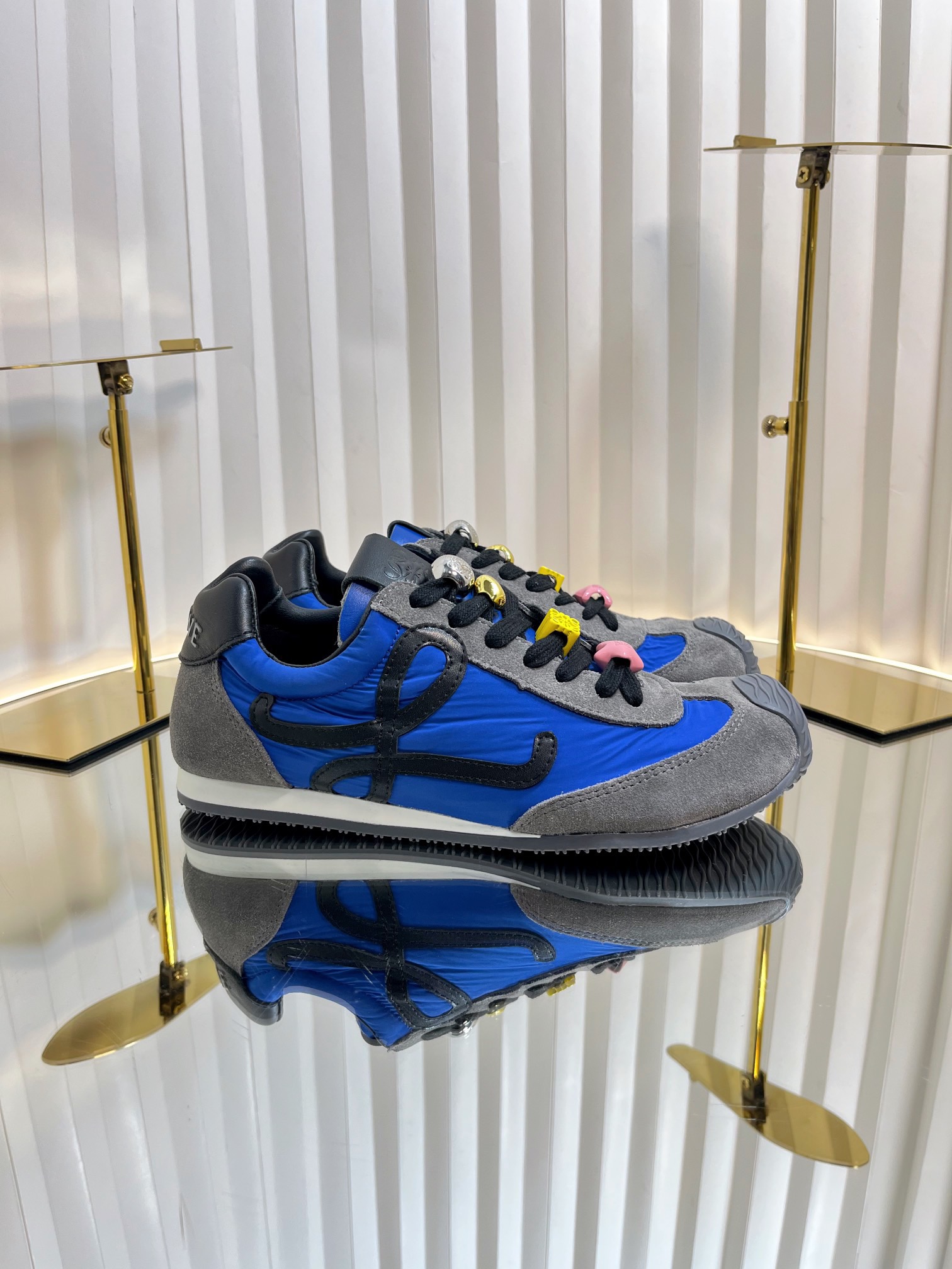 Loewe 로에베 발레트 러너 스니커즈 4