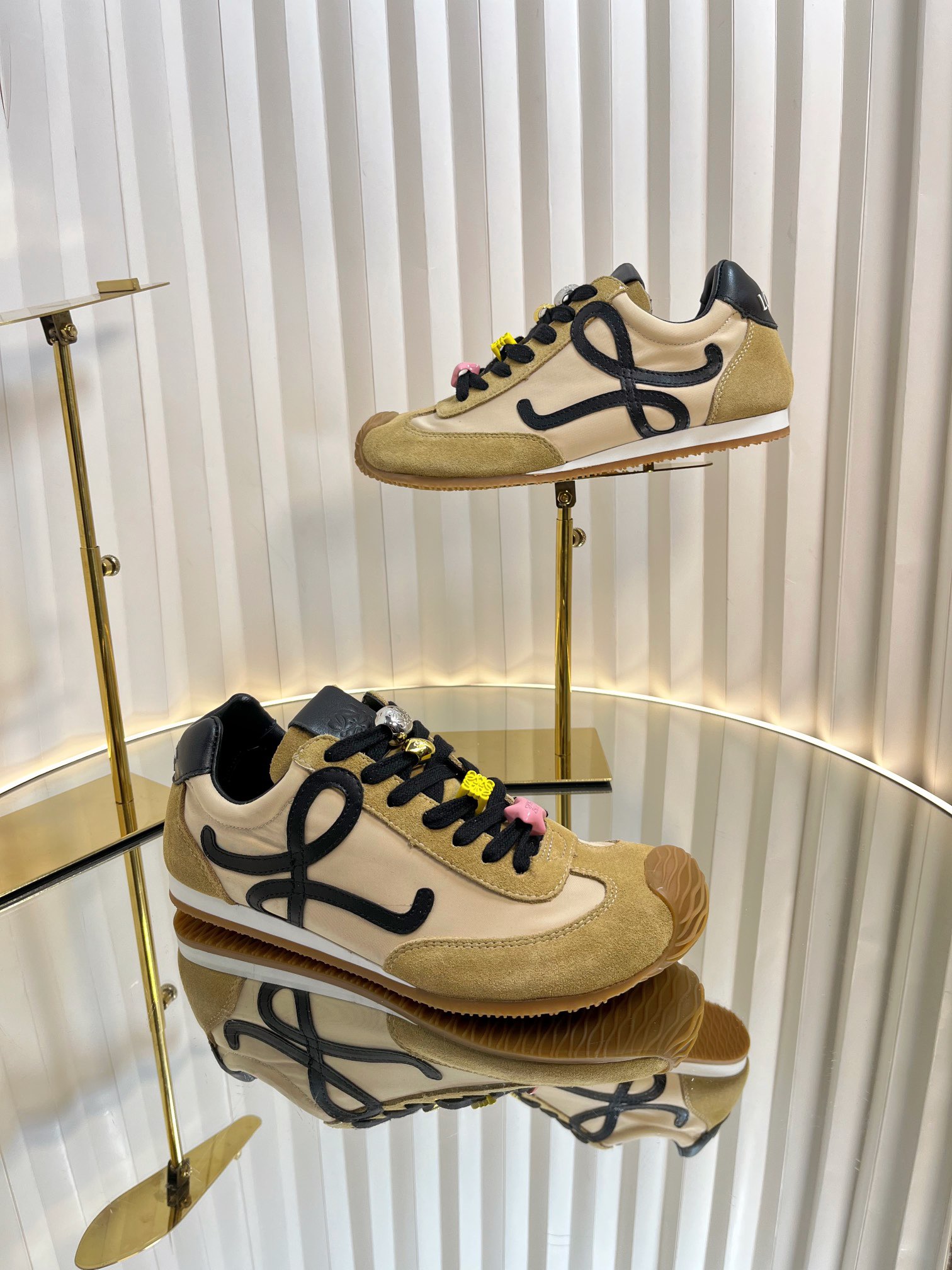 Loewe 로에베 발레트 러너 스니커즈 8