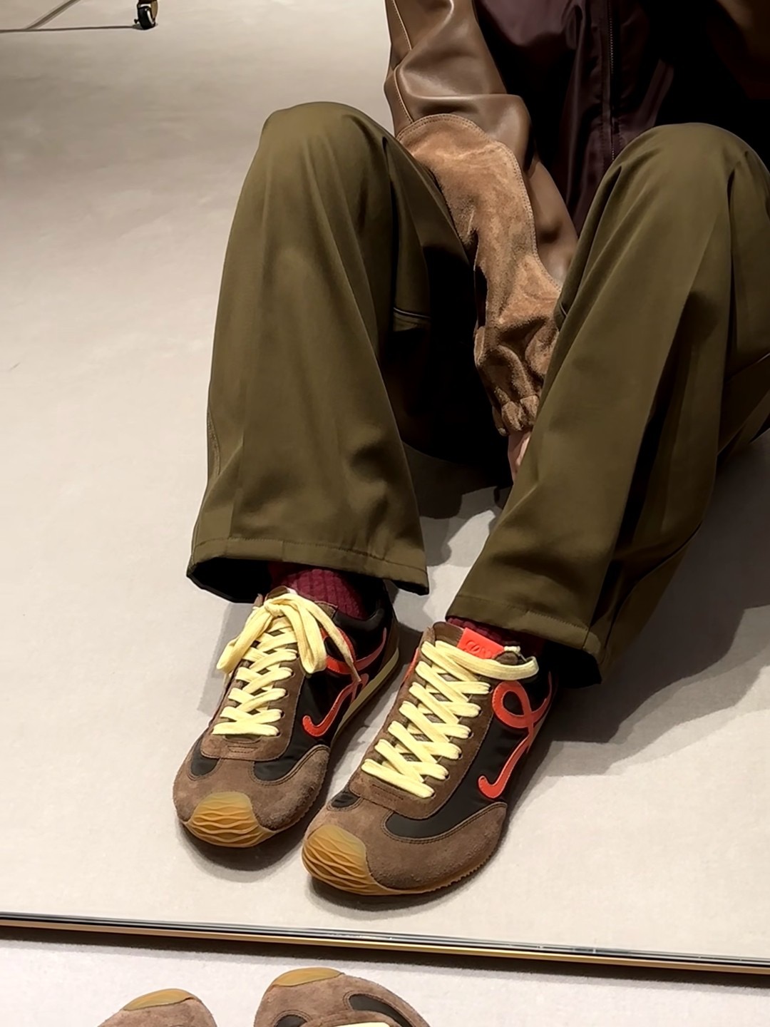 Loewe 로에베 발레트 러너 스니커즈 2