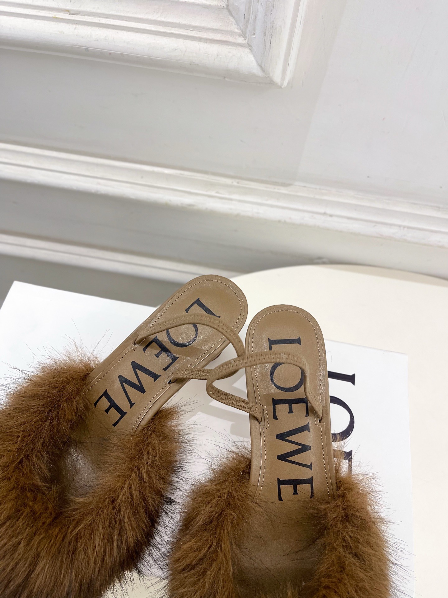 Loewe 로에베 폭스 퍼 토이 슬링백 힐 11