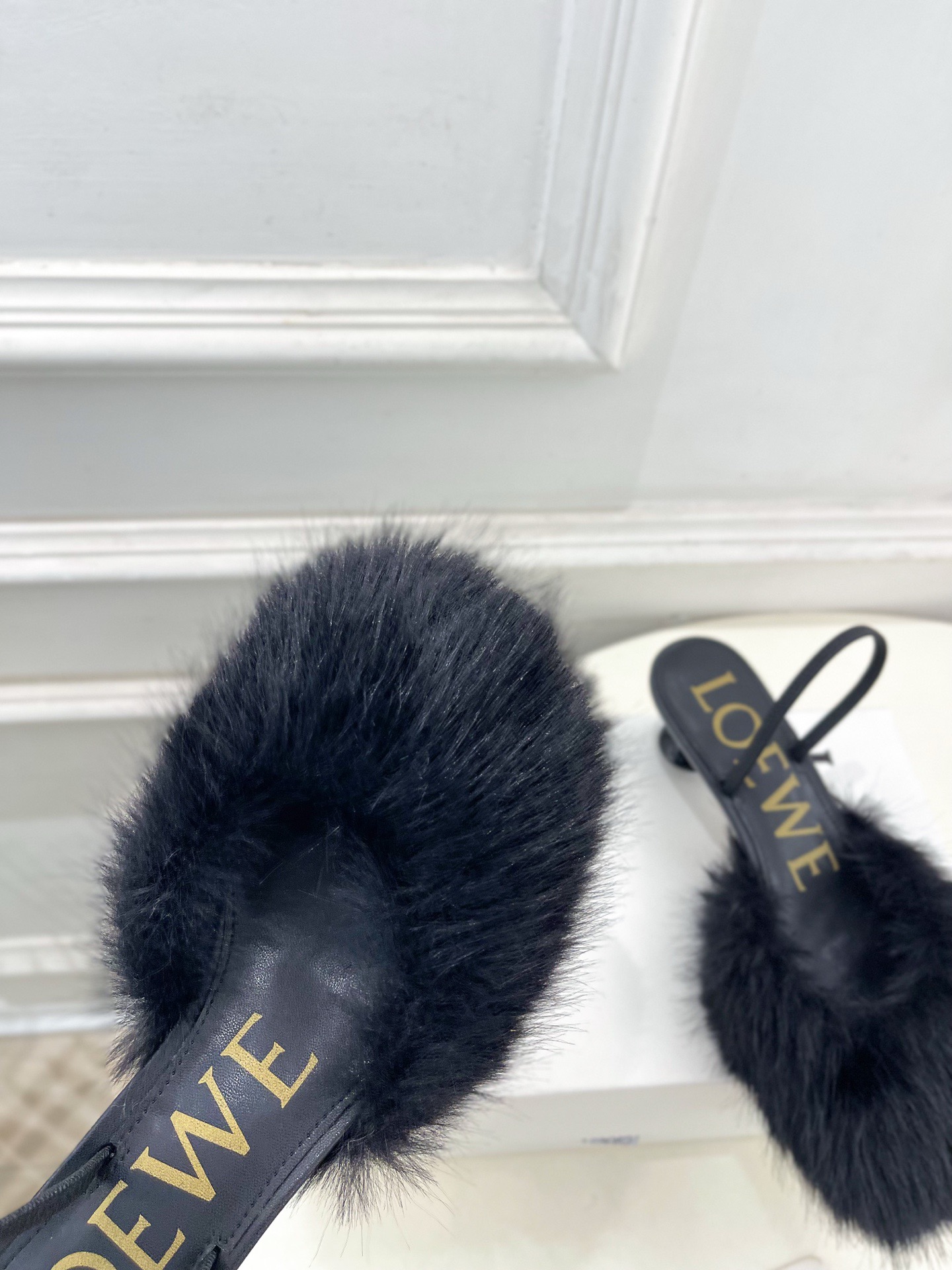 Loewe 로에베 폭스 퍼 토이 슬링백 힐 9