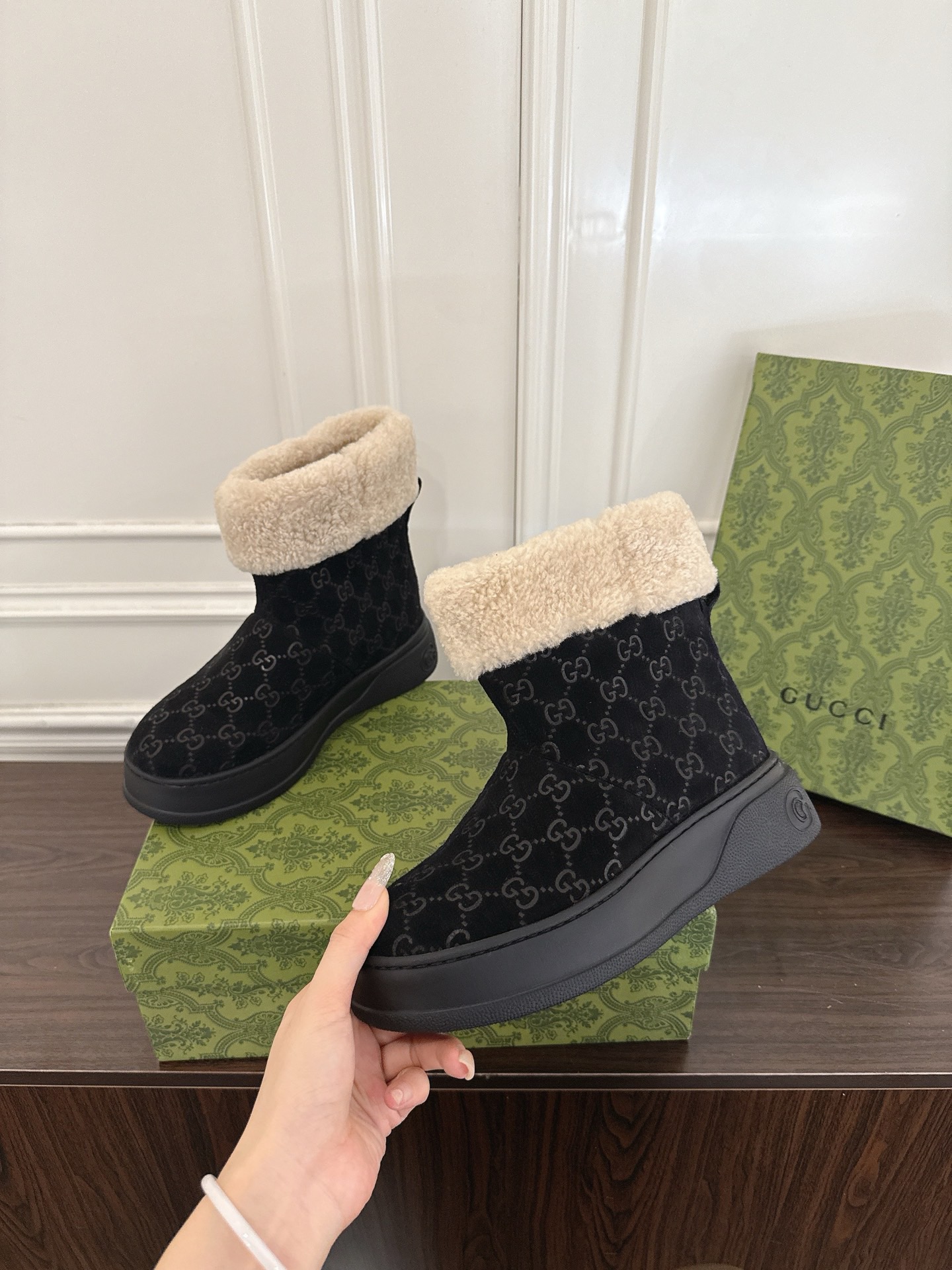 Gucci 구찌 GG 셰어링 안감 스웨이드 스노우 부츠 4