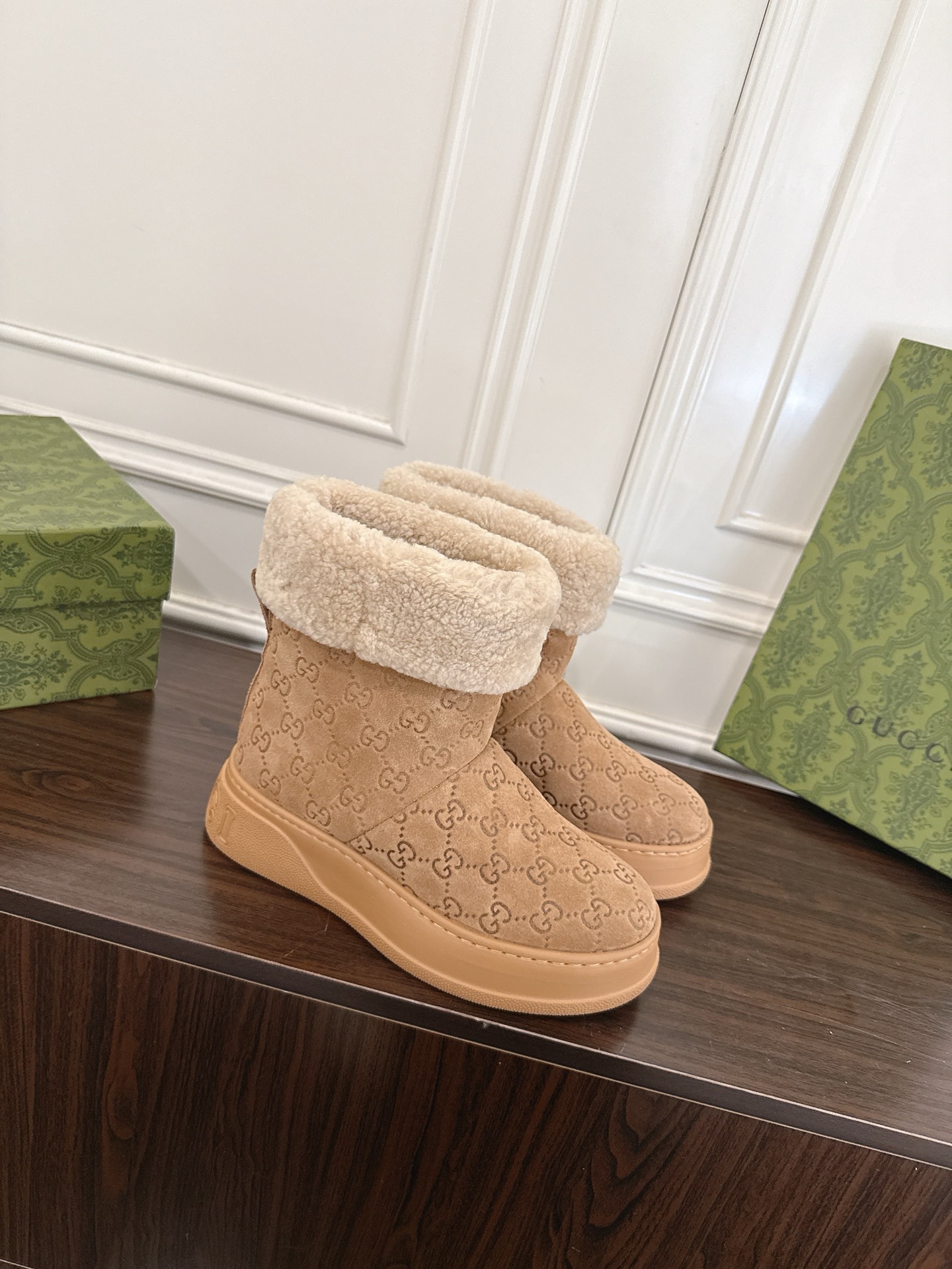 Gucci 구찌 GG 셰어링 안감 스웨이드 스노우 부츠 2