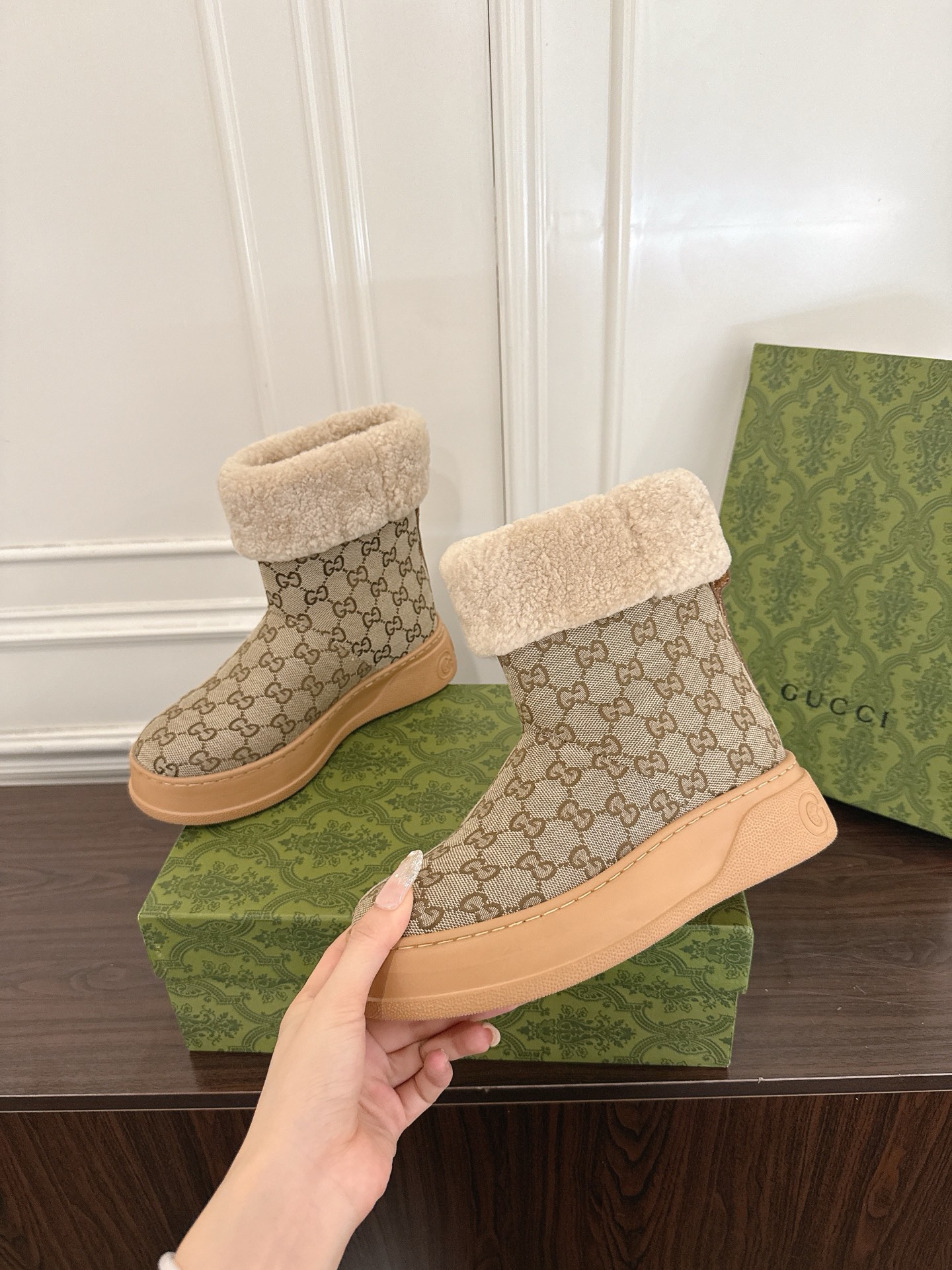 Gucci 구찌 GG 셰어링 안감 스웨이드 스노우 부츠 4