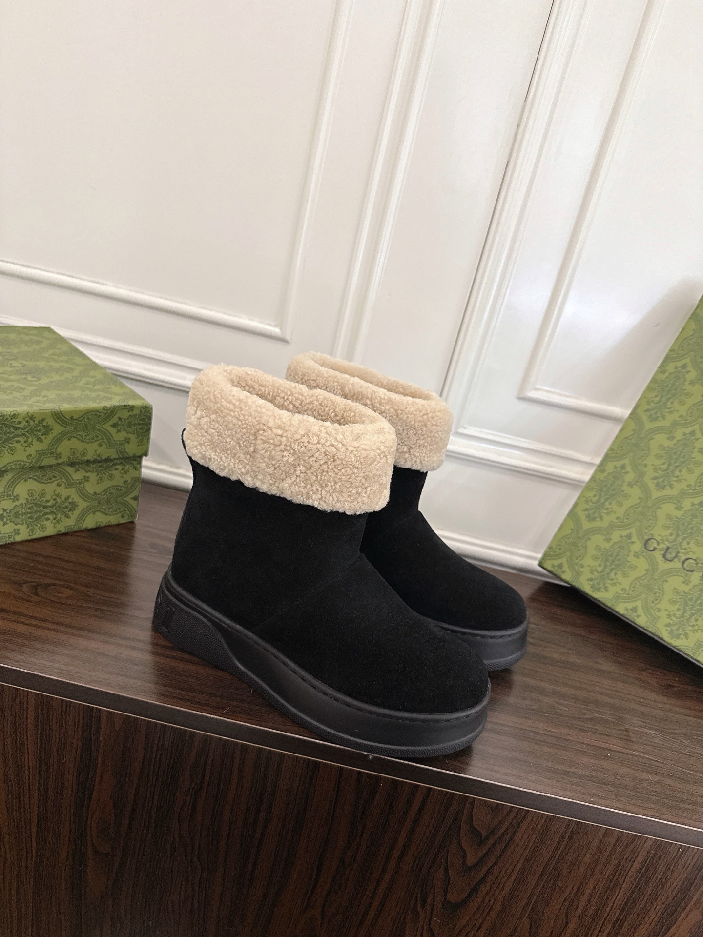 Gucci 구찌 GG 셰어링 안감 스웨이드 스노우 부츠 2