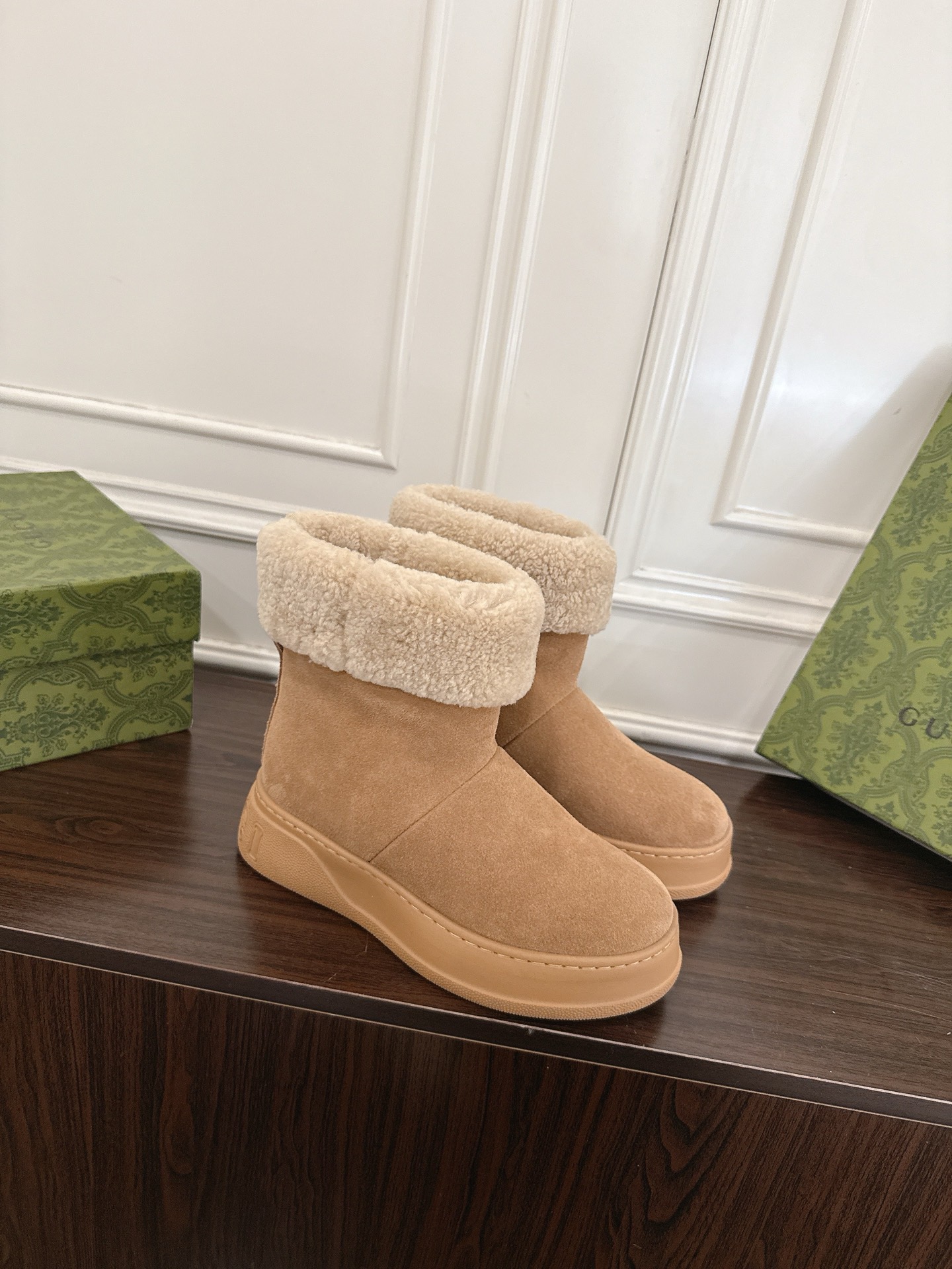 Gucci 구찌 GG 셰어링 안감 스웨이드 스노우 부츠 2