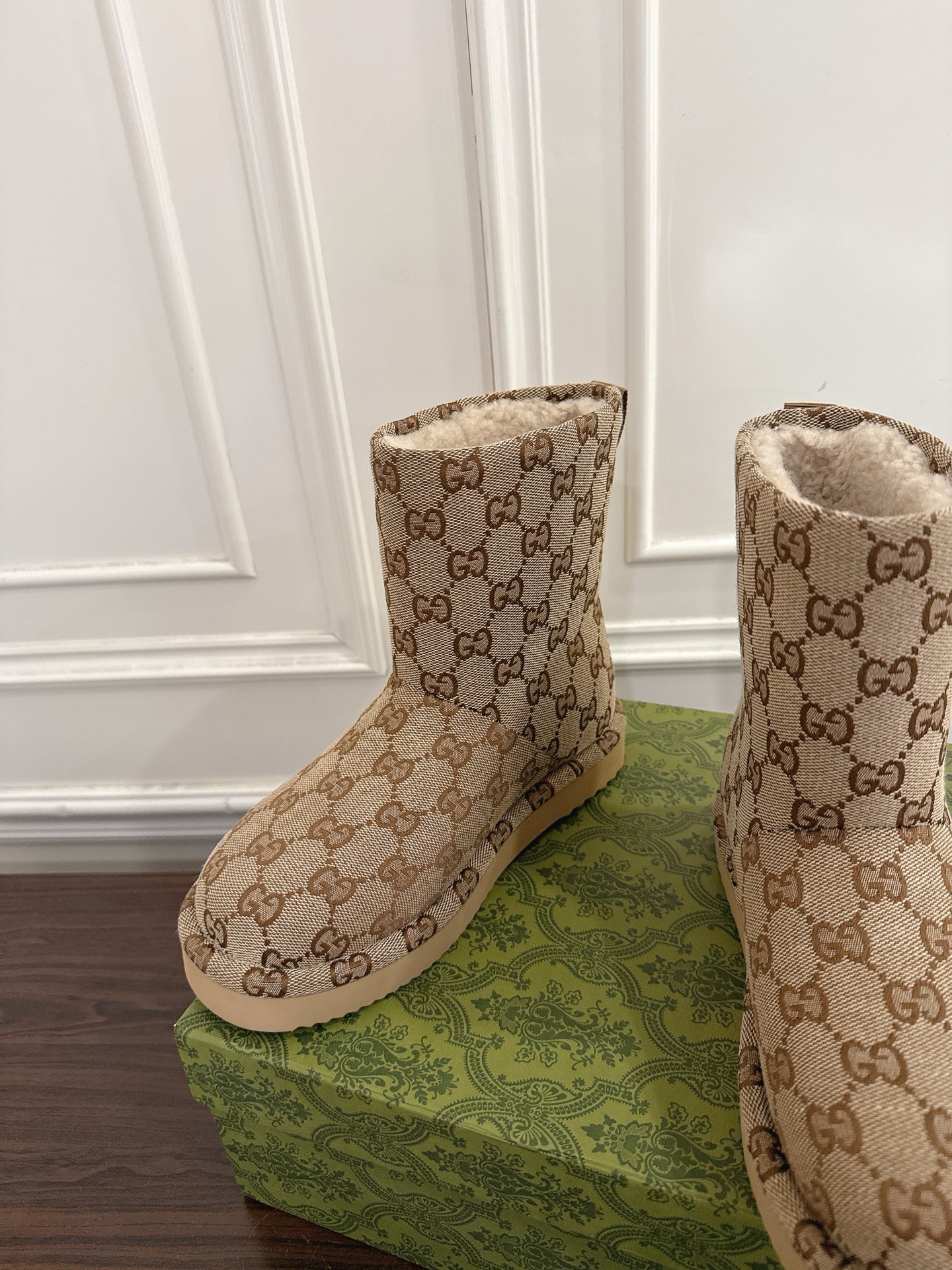 Gucci 구찌 GG 패턴 여성 스웨이드 퍼 부츠 4