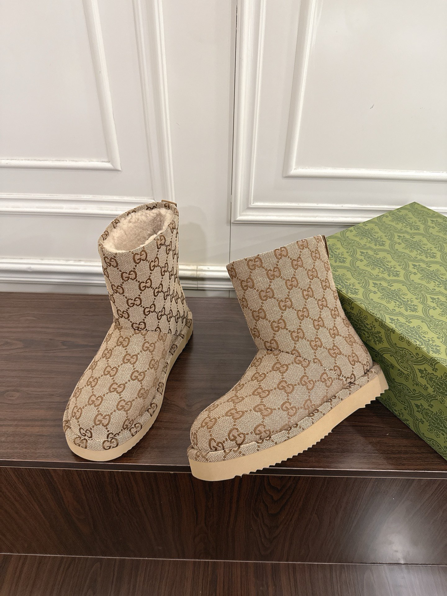 Gucci 구찌 GG 패턴 여성 스웨이드 퍼 부츠 5