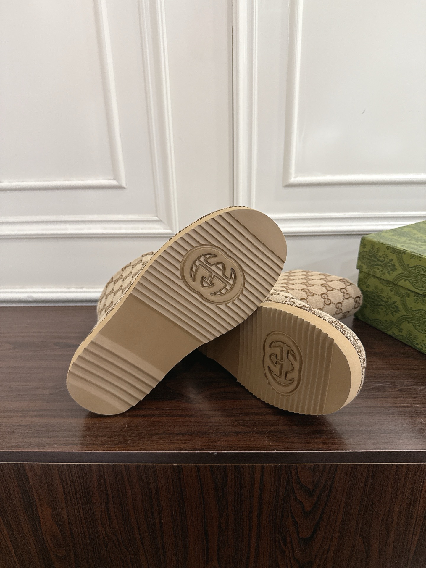 Gucci 구찌 GG 패턴 여성 스웨이드 퍼 부츠 9