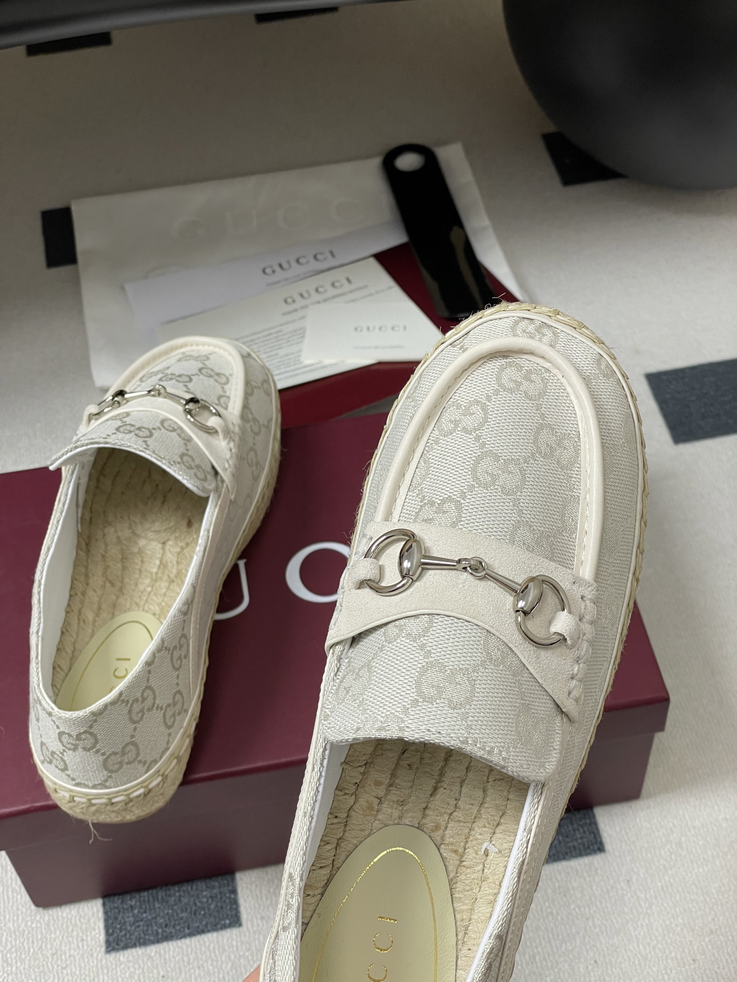 Gucci 구찌 GG 캔버스 홀스빗 에스파드류 로퍼 9