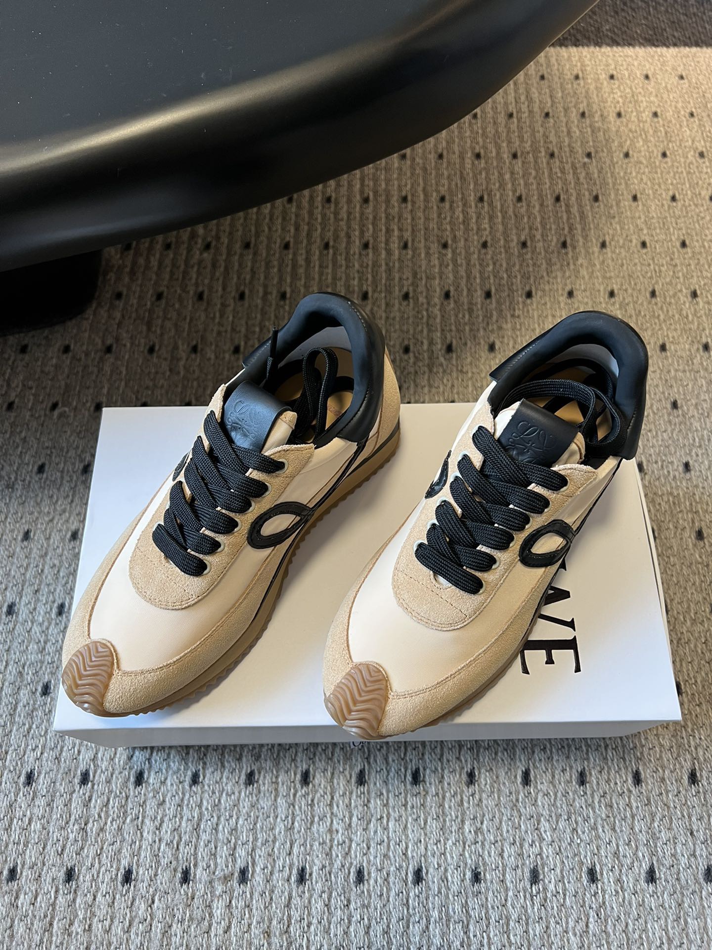 Loewe 로에베 게이트 러너 스니커즈 5
