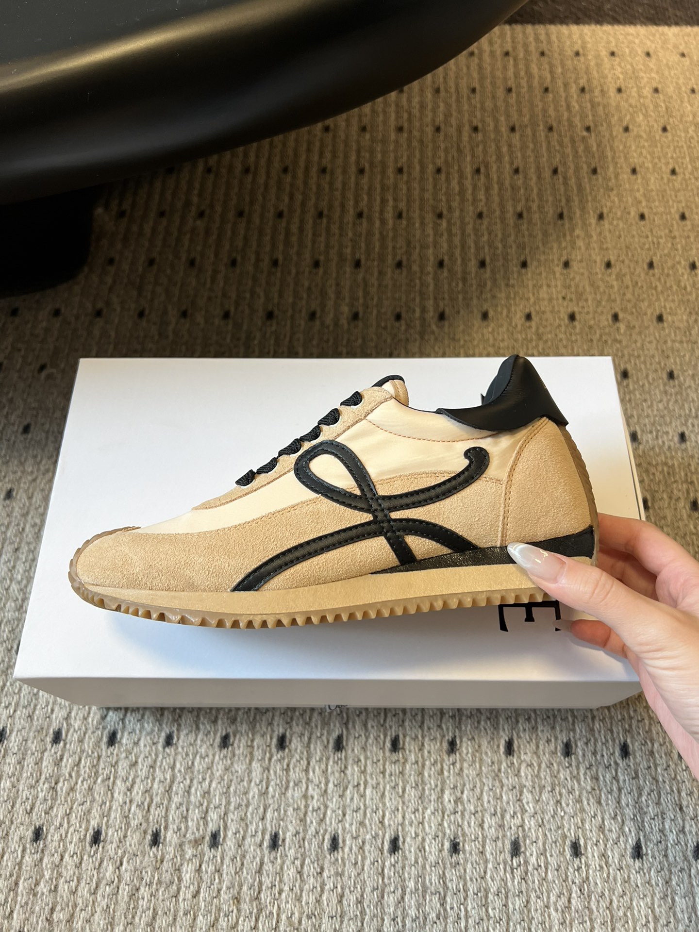 Loewe 로에베 게이트 러너 스니커즈 7