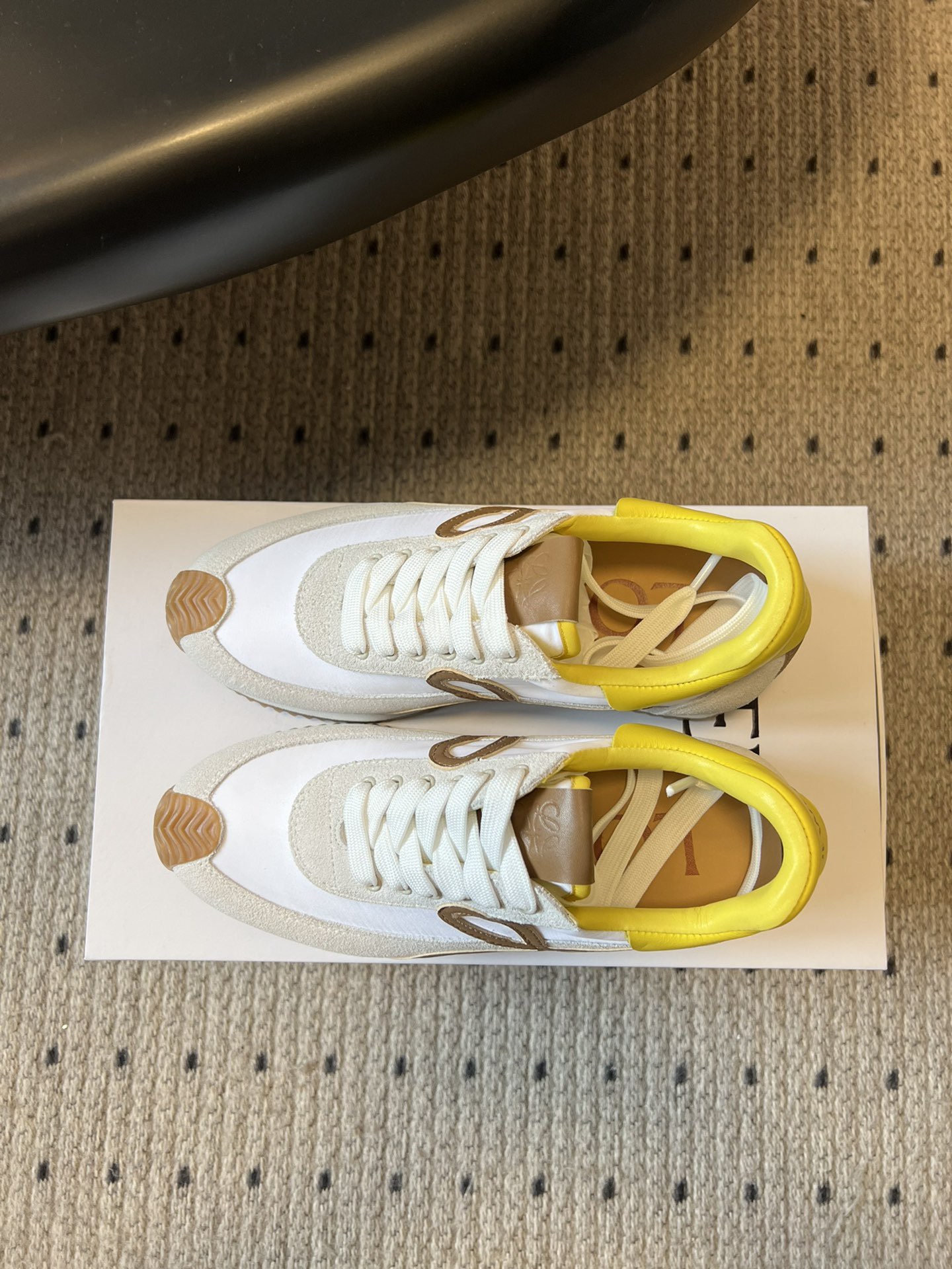 Loewe 로에베 게이트 러너 스니커즈 8