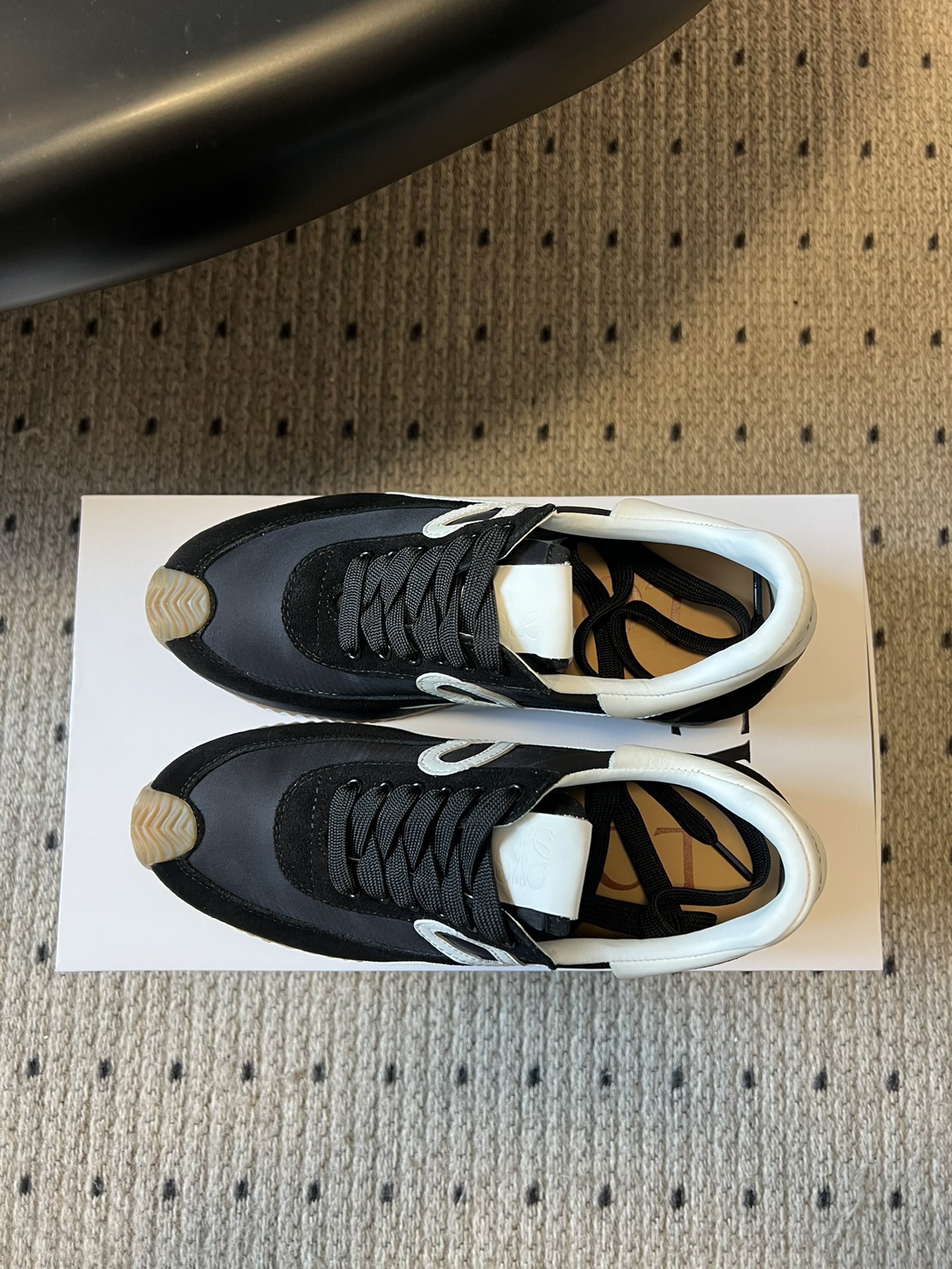 Loewe 로에베 게이트 러너 스니커즈 8