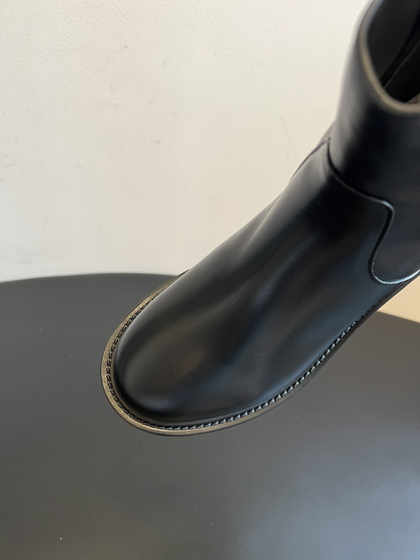 Dior 디올 레더 앵클 첼시 부츠 12