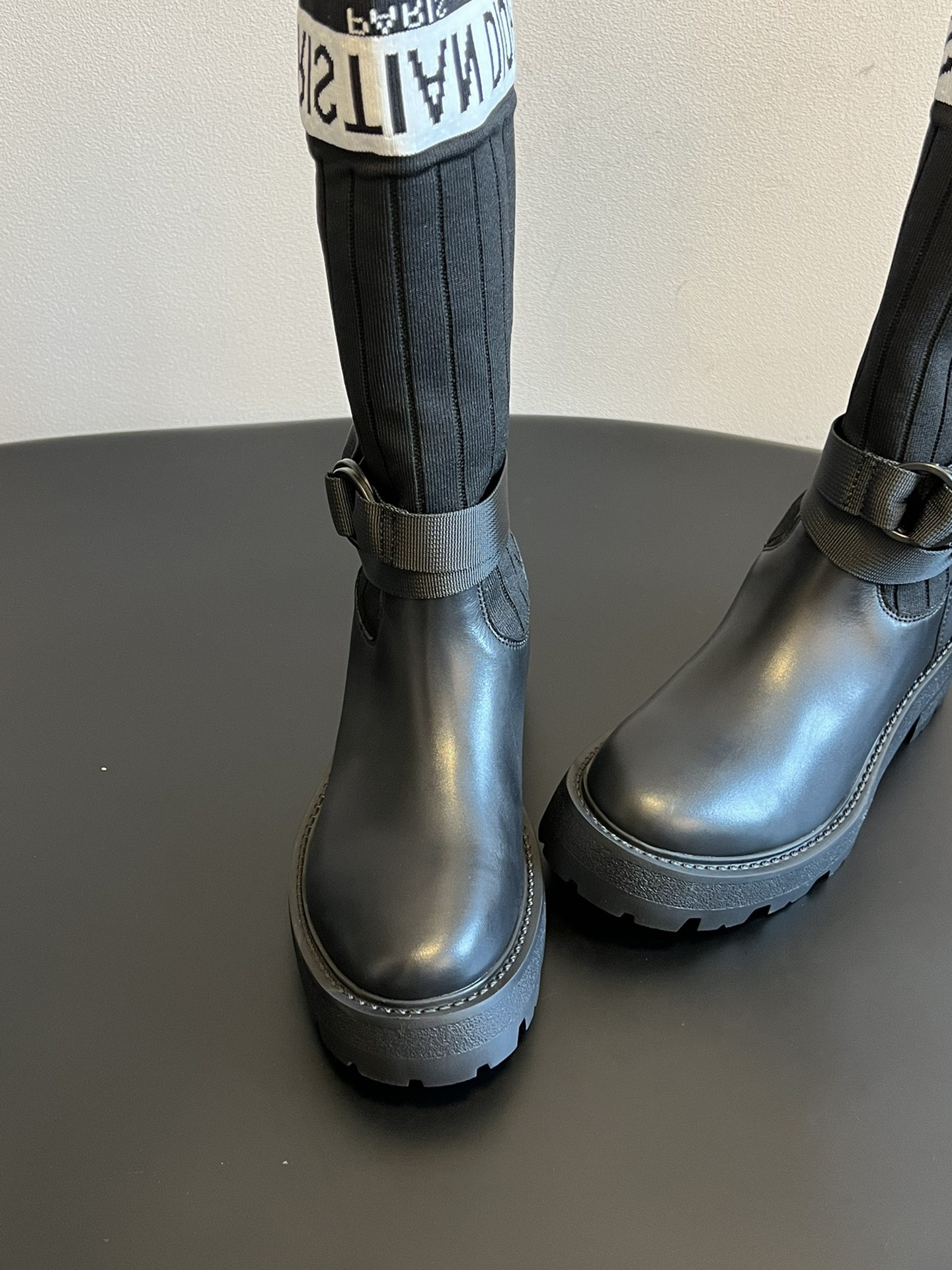 Dior 디올 로고 니트 삭스 레더 롱부츠 6