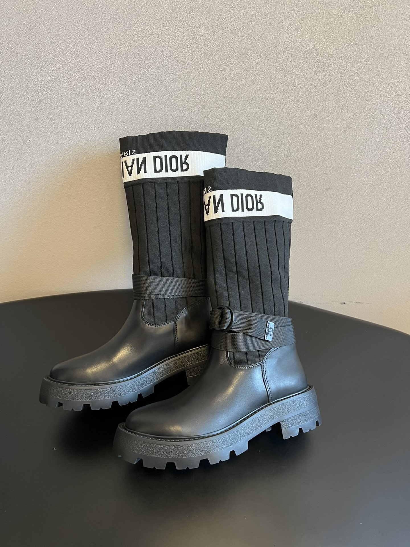 Dior 디올 로고 니트 삭스 레더 롱부츠 9
