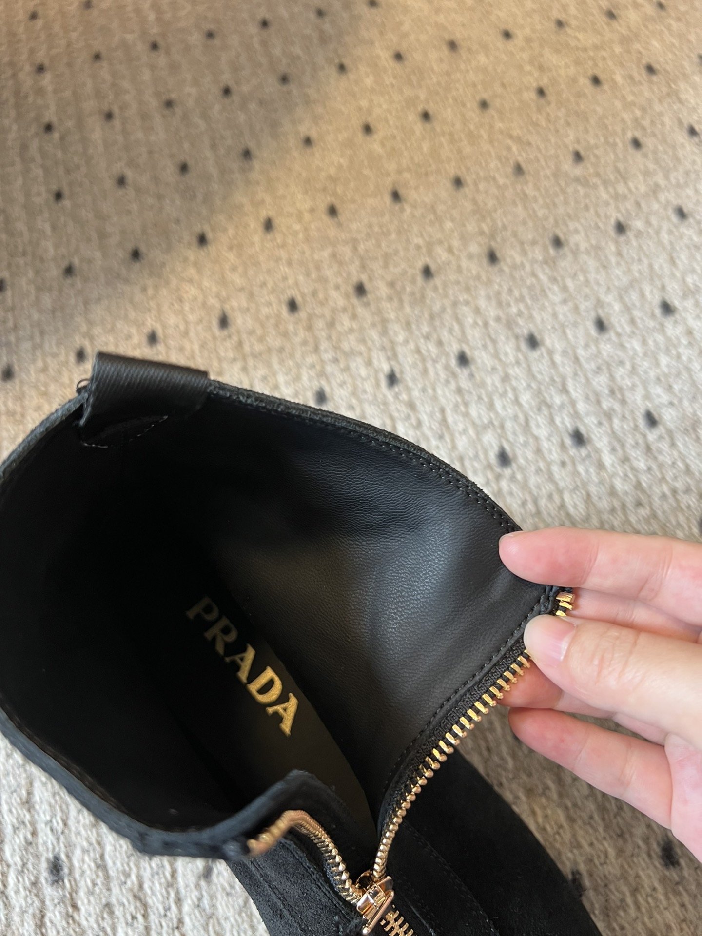 Prada 프라다 모노리스 스웨이드 플랫폼 앵클부츠 11