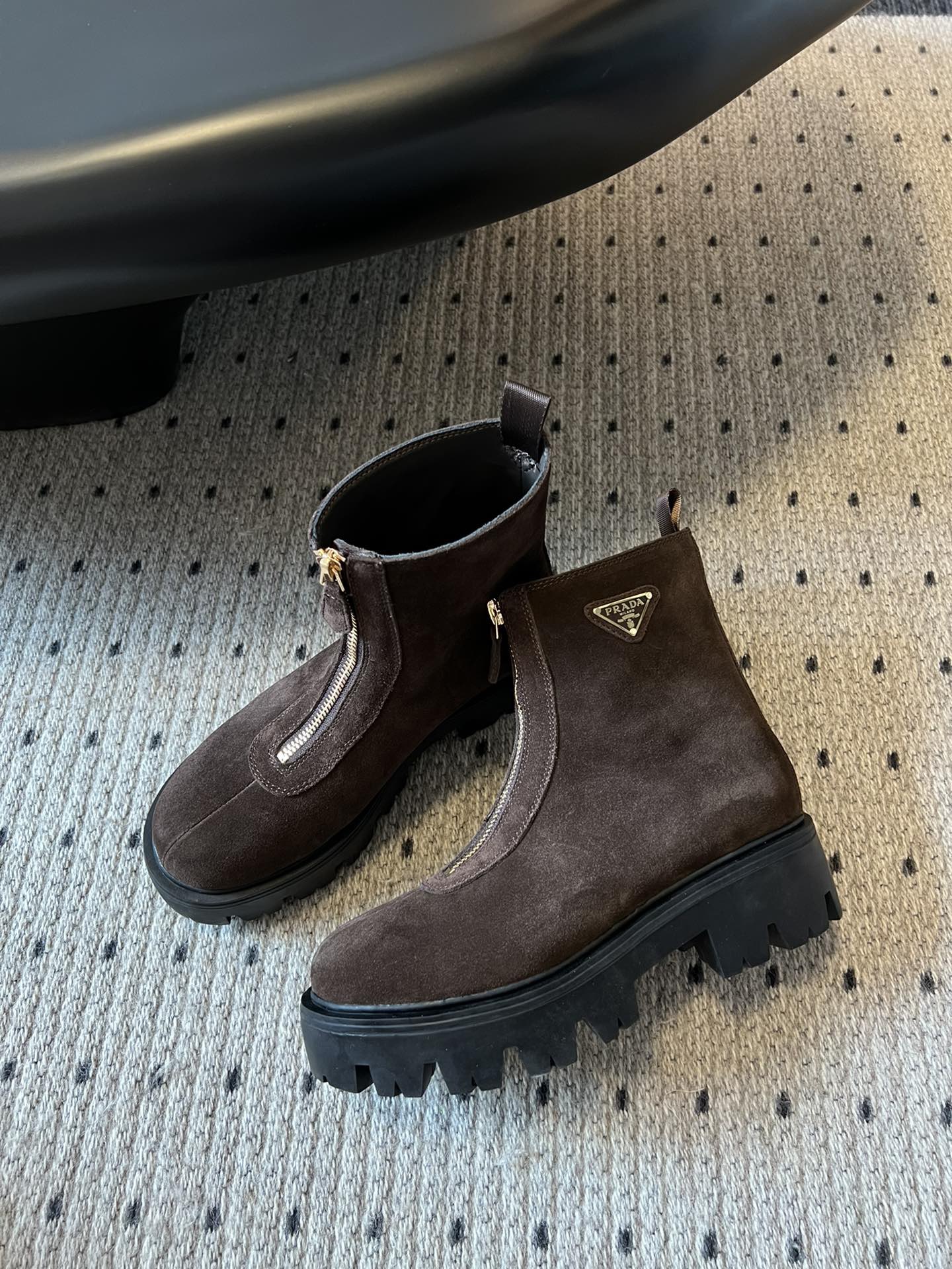 Prada 프라다 모노리스 스웨이드 플랫폼 앵클부츠 5