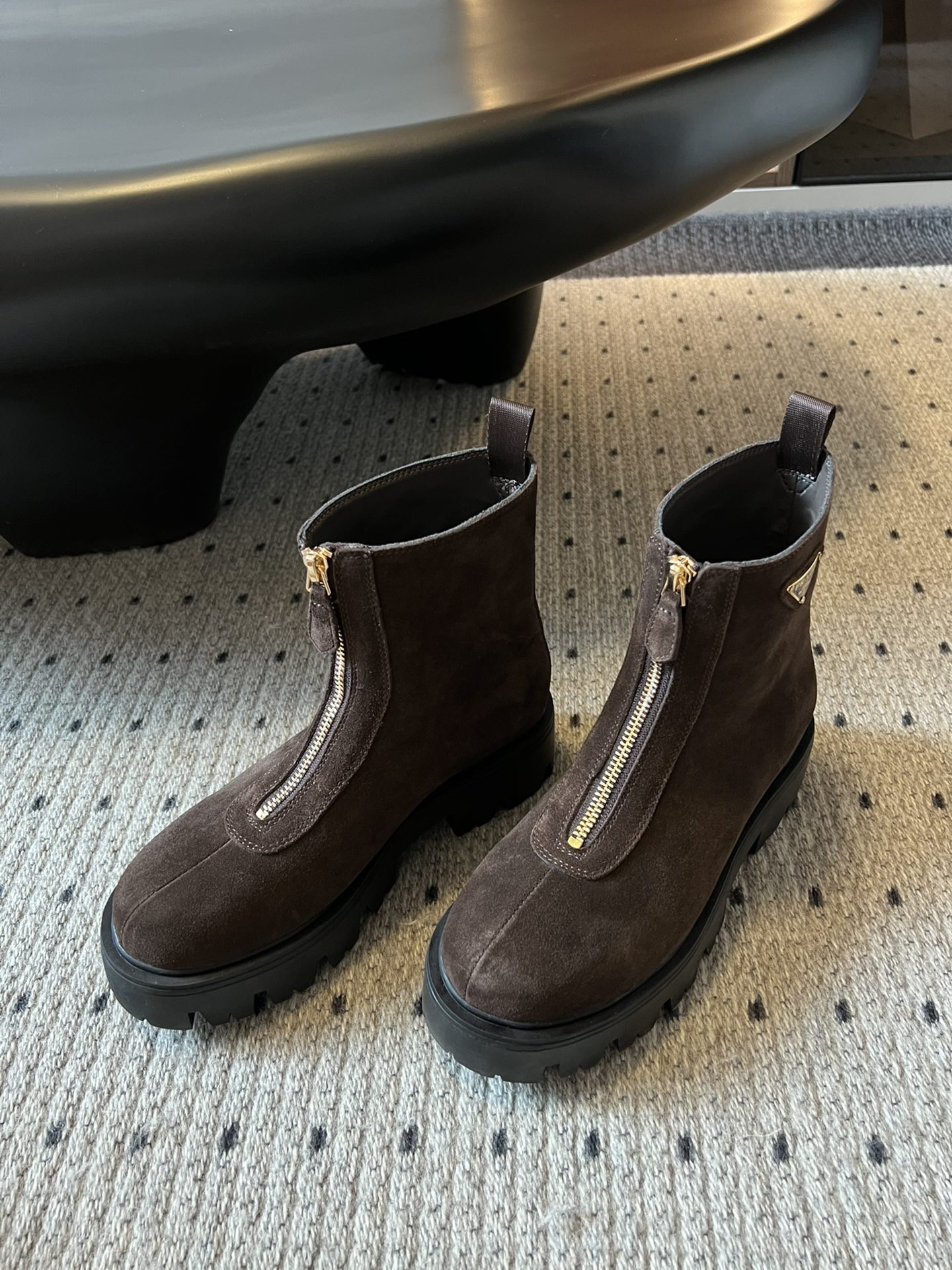 Prada 프라다 모노리스 스웨이드 플랫폼 앵클부츠 6