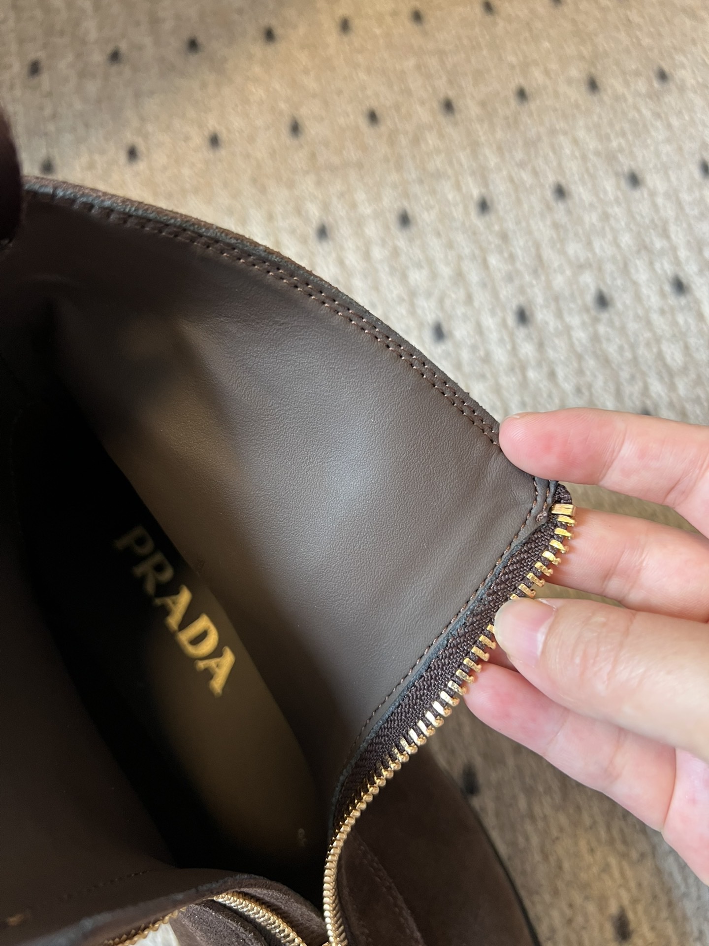 Prada 프라다 모노리스 스웨이드 플랫폼 앵클부츠 11