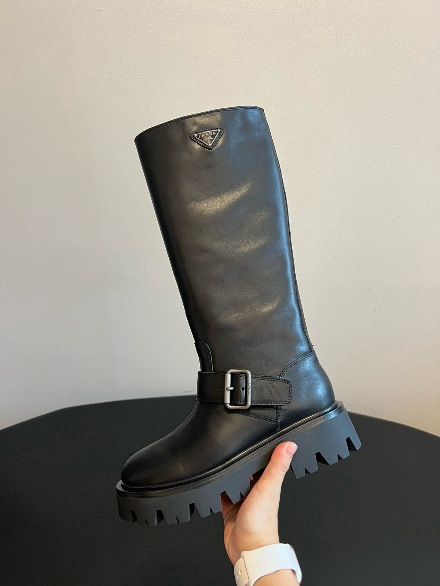 Prada 프라다 모노크롬 러버솔 레더 롱부츠 5