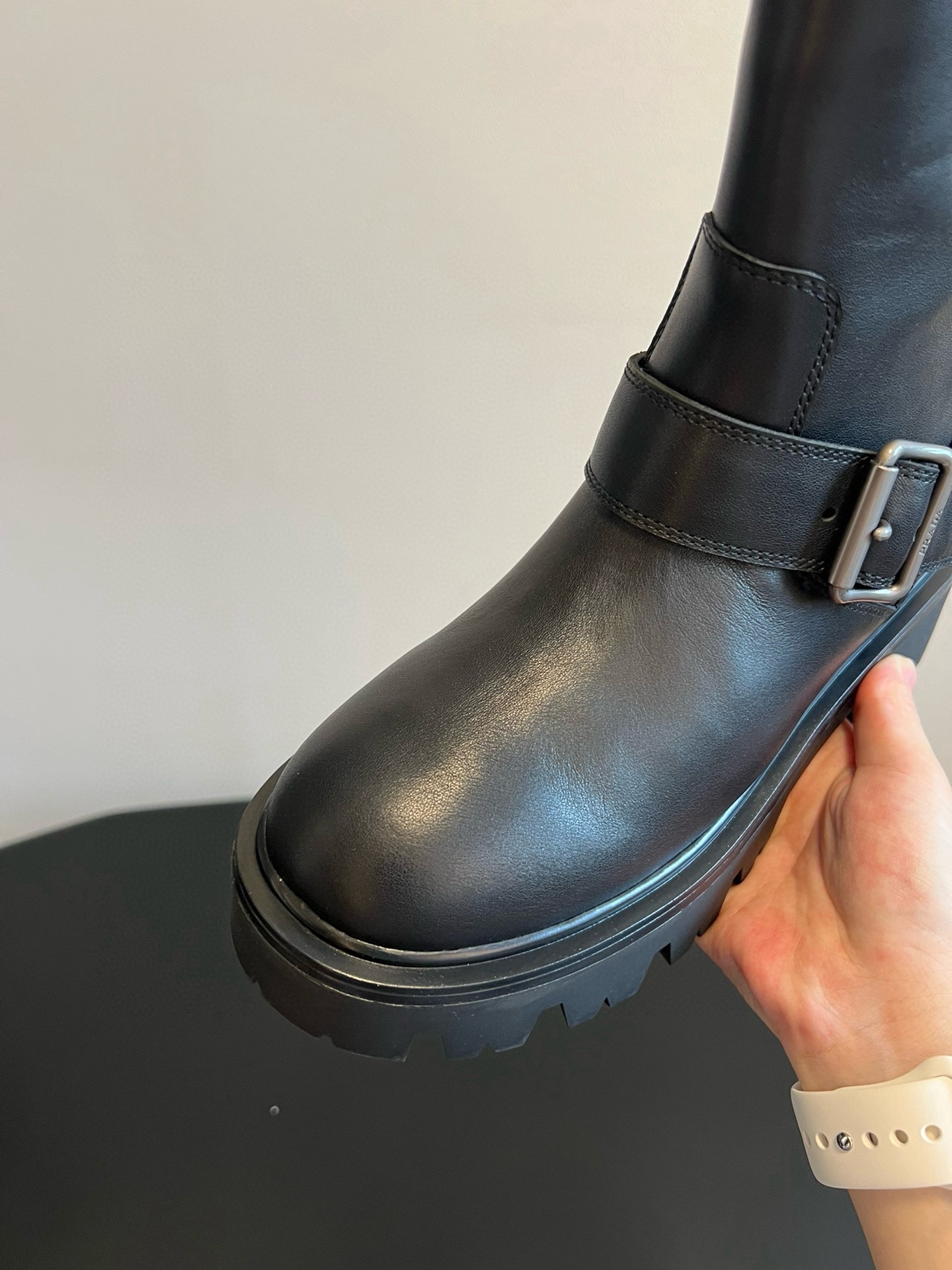 Prada 프라다 모노크롬 러버솔 레더 롱부츠 6