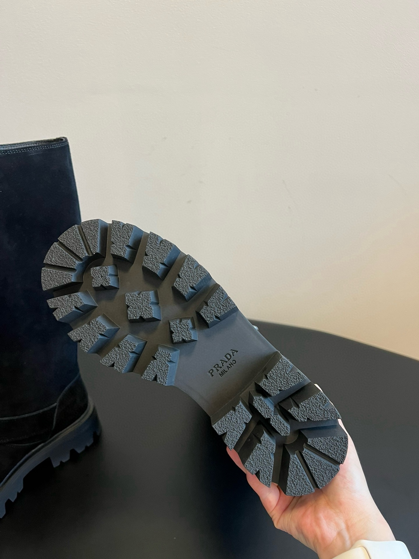 Prada 프라다 모노크롬 러버솔 레더 롱부츠 9