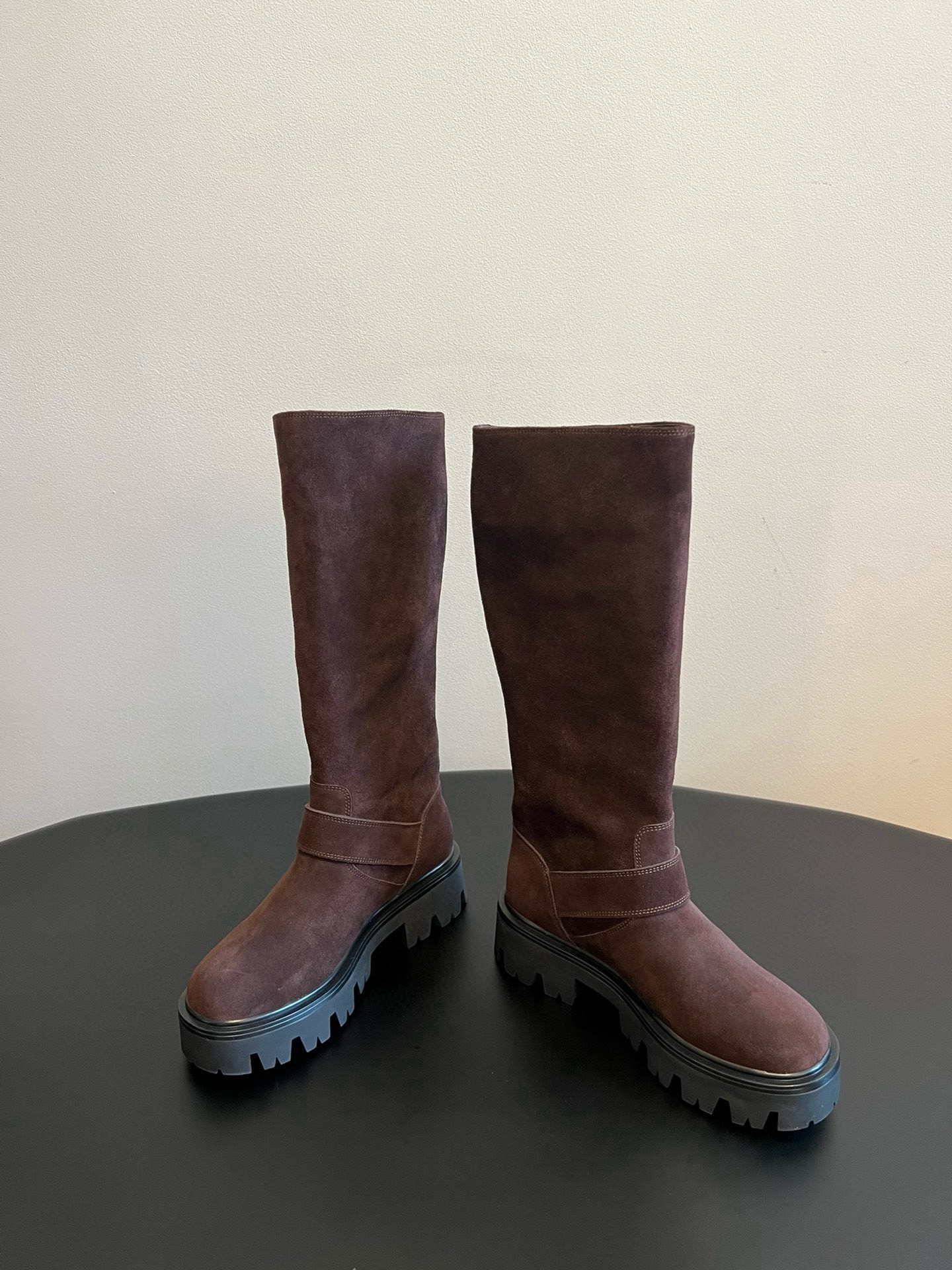 Prada 프라다 모노크롬 러버솔 레더 롱부츠 3