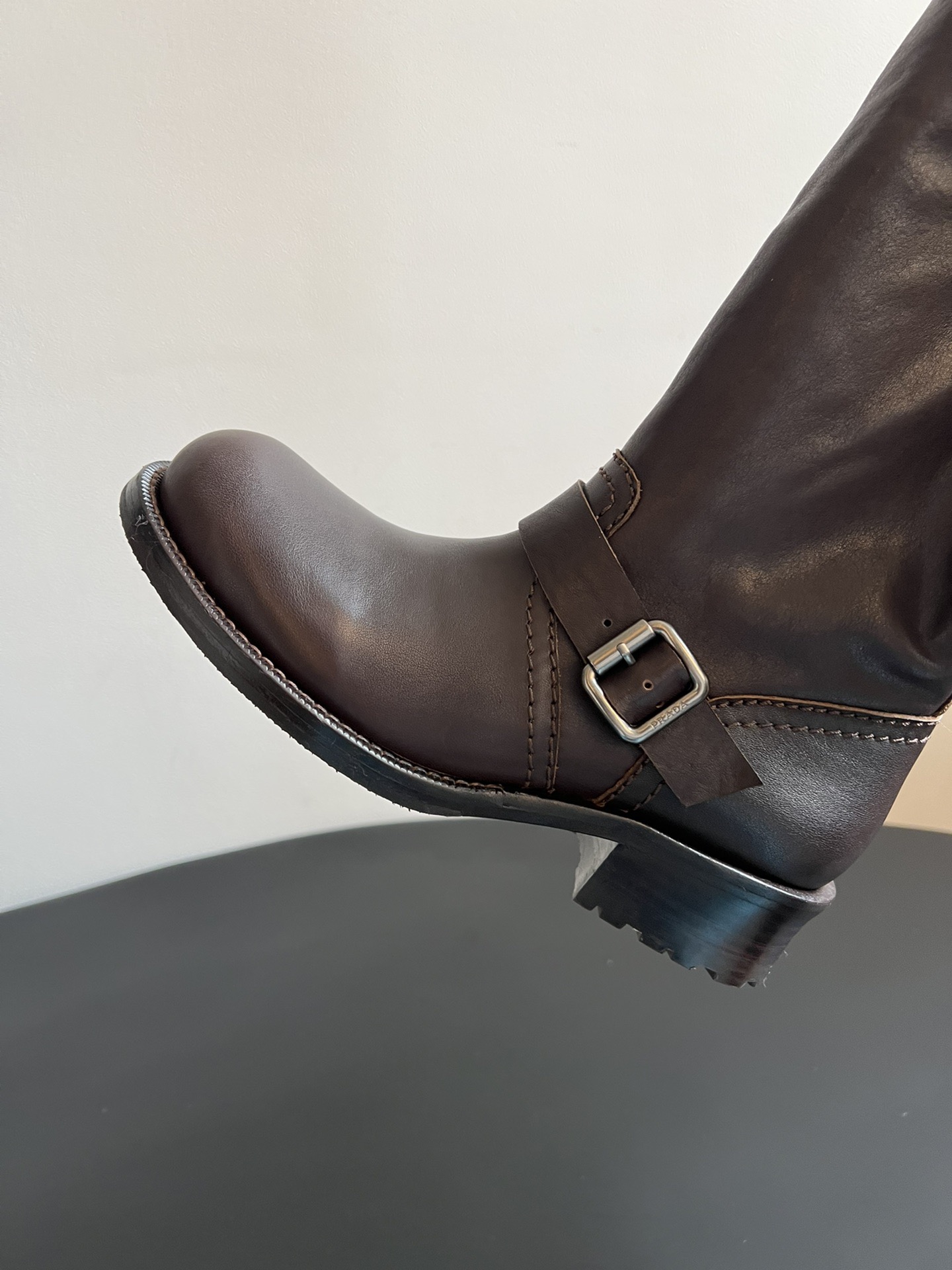 Prada 프라다 레더 버클 롱부츠 8