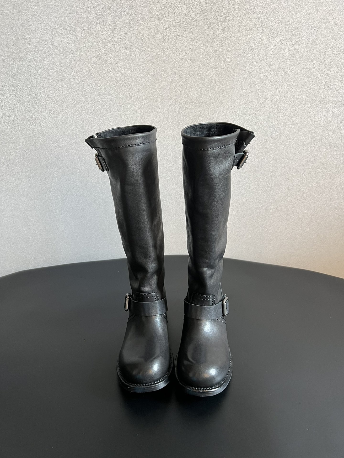 Prada 프라다 레더 버클 롱부츠 3