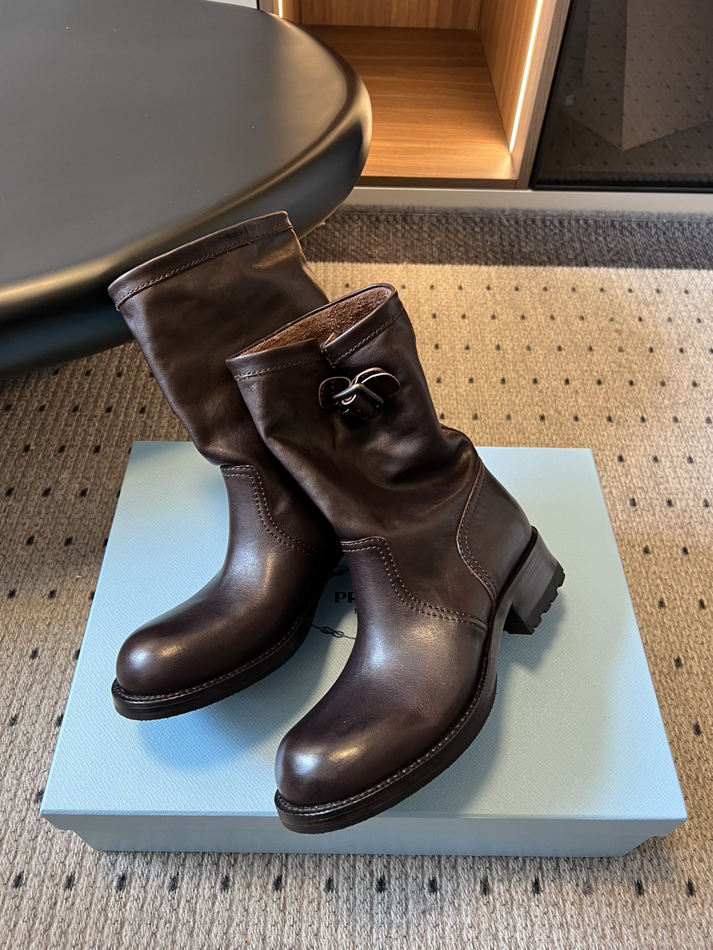 Prada 프라다 Prada 프라다 여성 레더 미들 라이딩 부츠 5