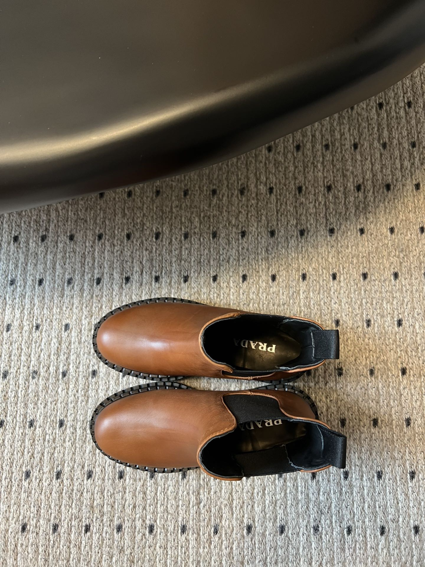 PRADA 프라다 러버솔 첼시 부츠 9