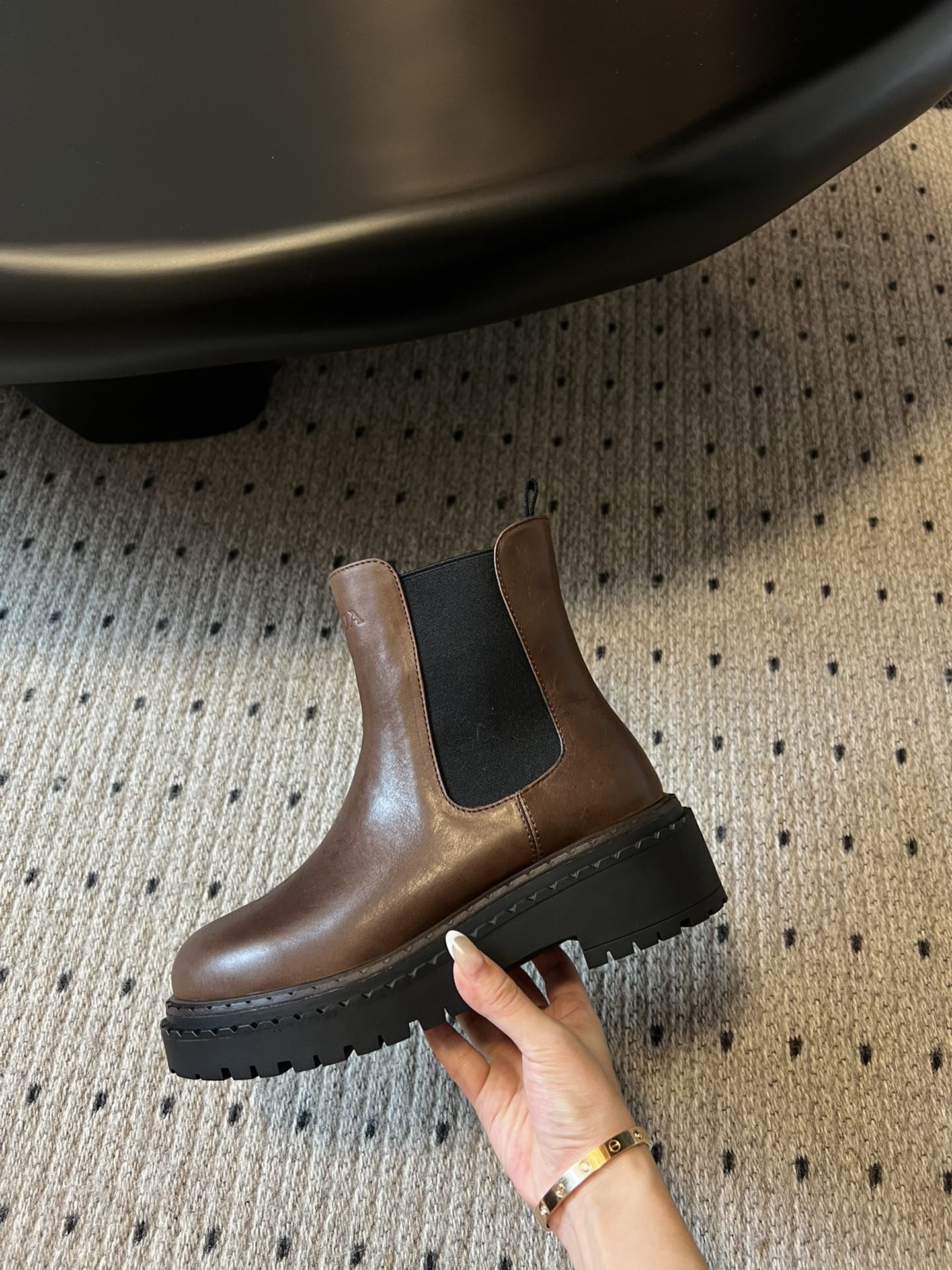 PRADA 프라다 러버솔 첼시 부츠 9