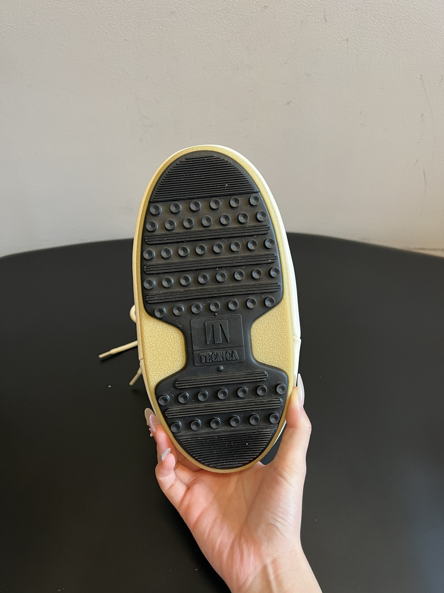 MOON BOOT 문부트 클래식 스노우부츠 9