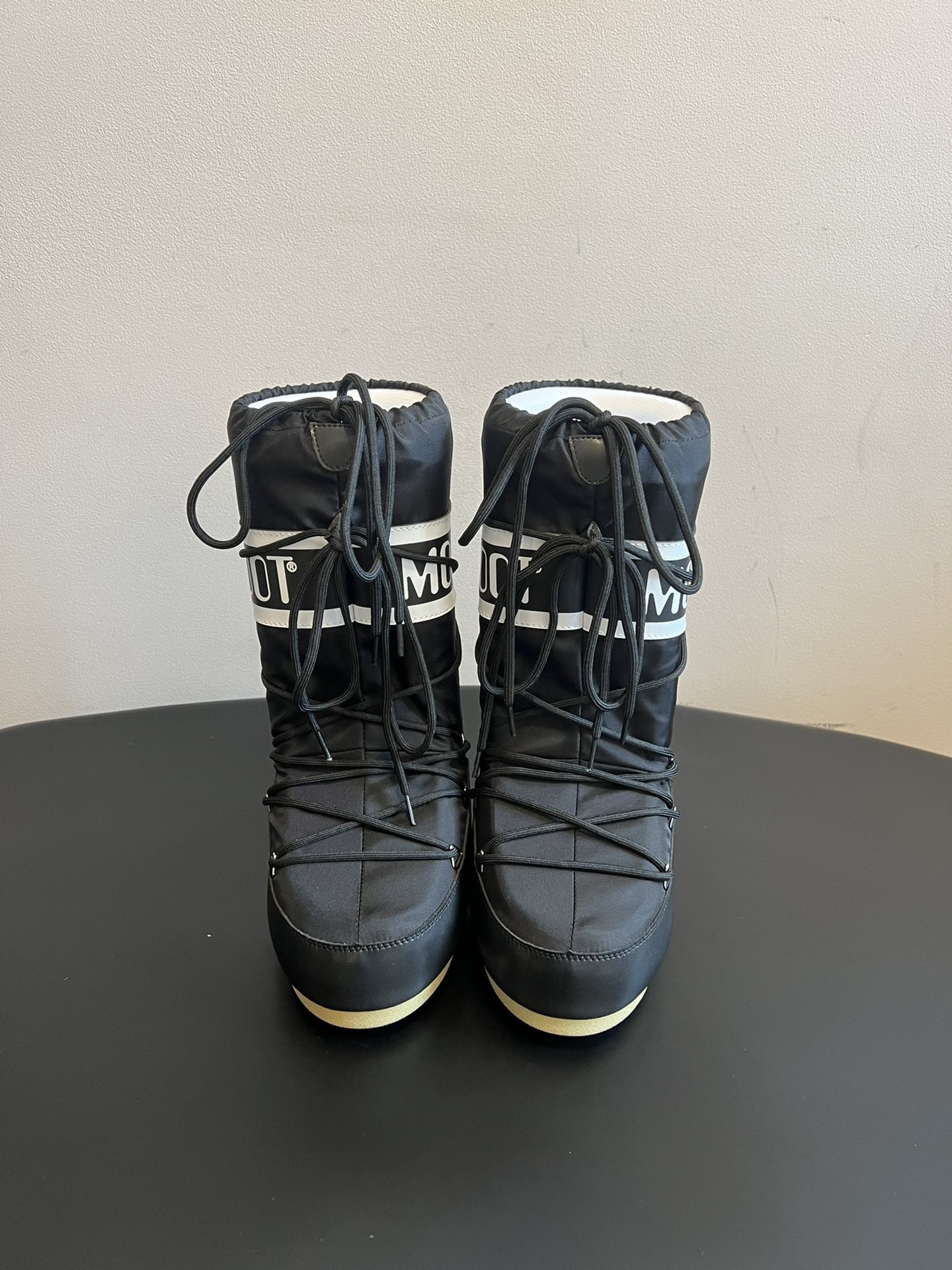 MOON BOOT 문부트 클래식 블랙 스노우부츠 4